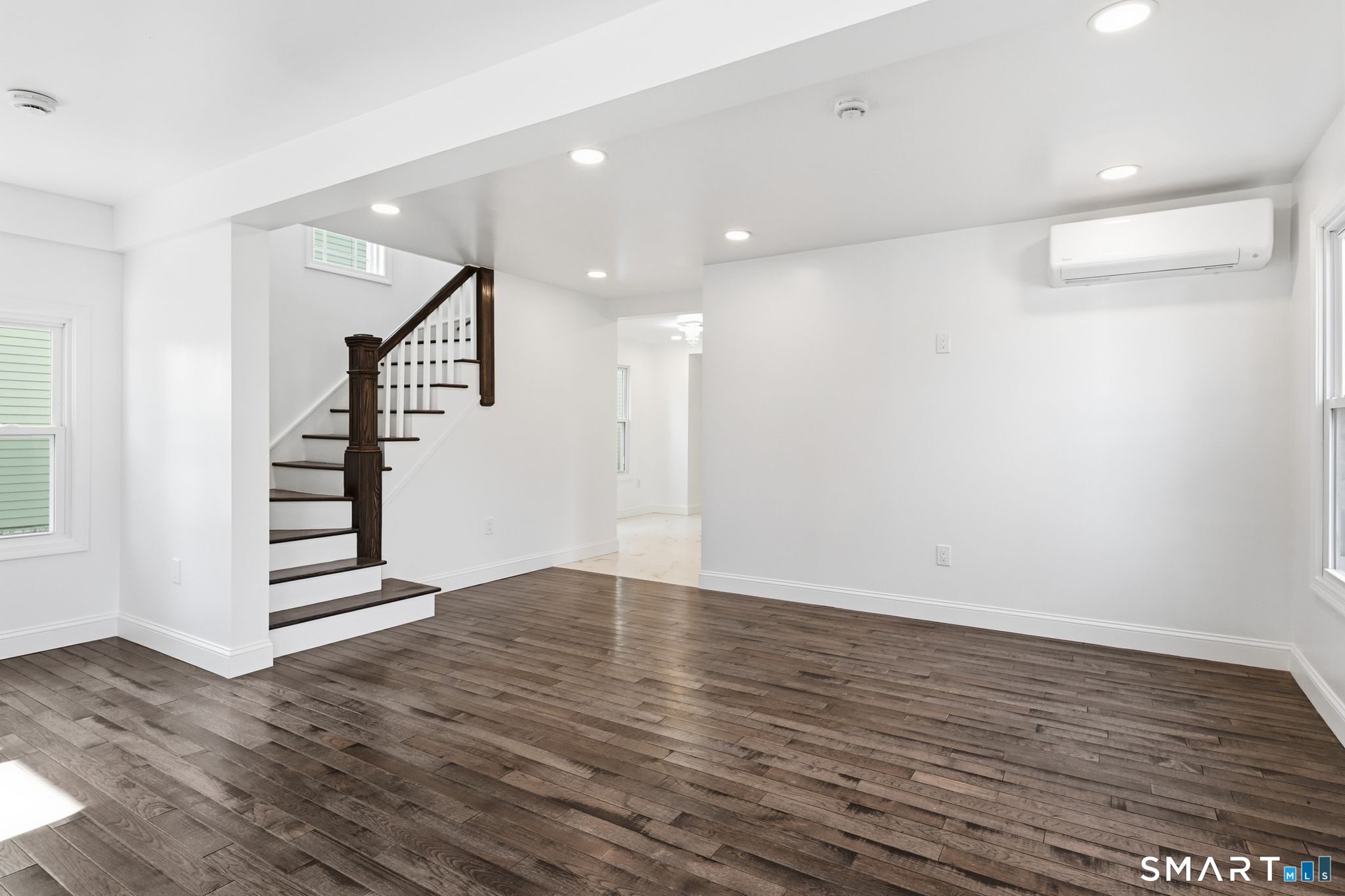 52 Fourth Street Property Photo 7