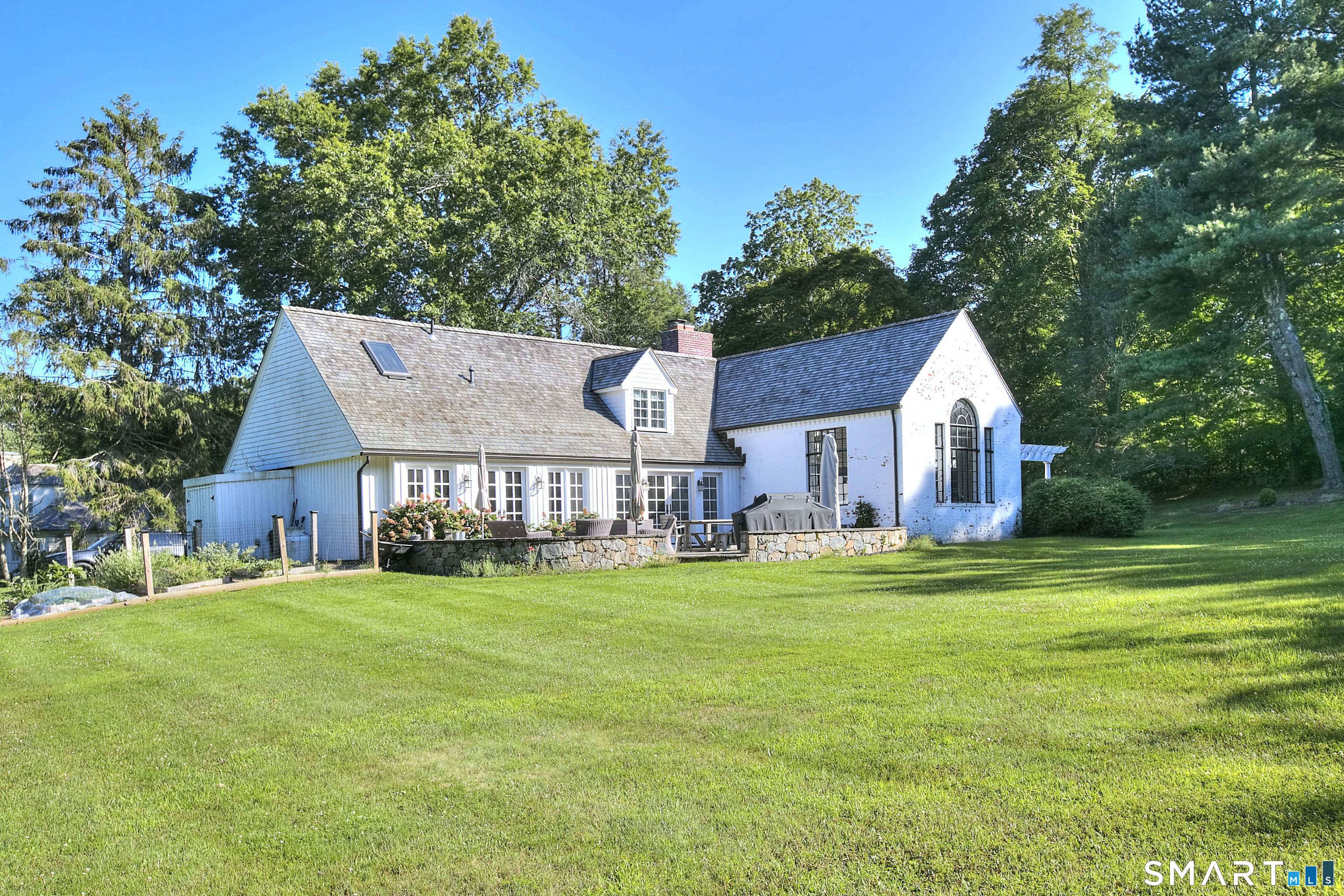 1170 Hillside Road Property Photo 1