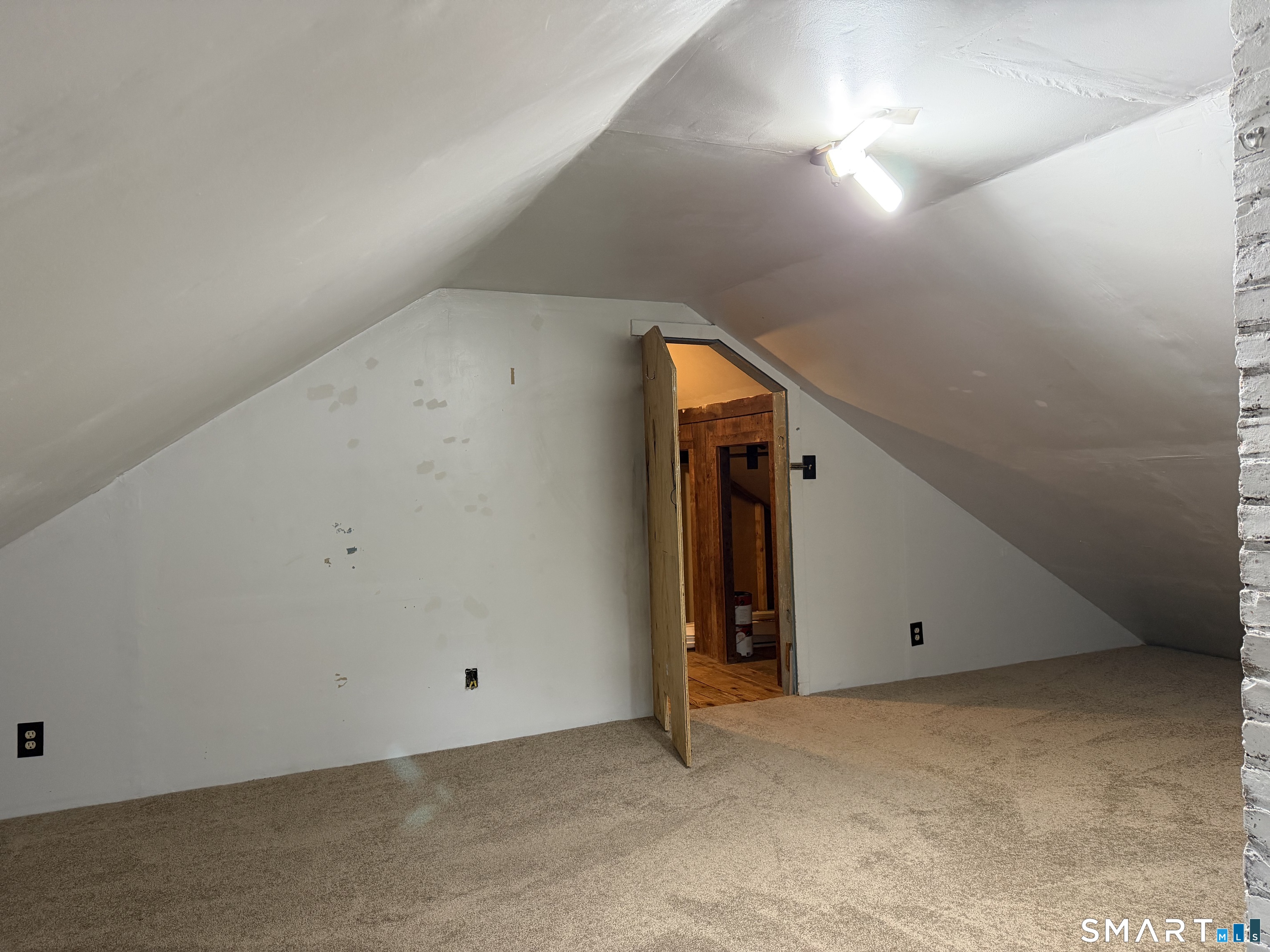 1318 Litchfield Turnpike Property Photo 34