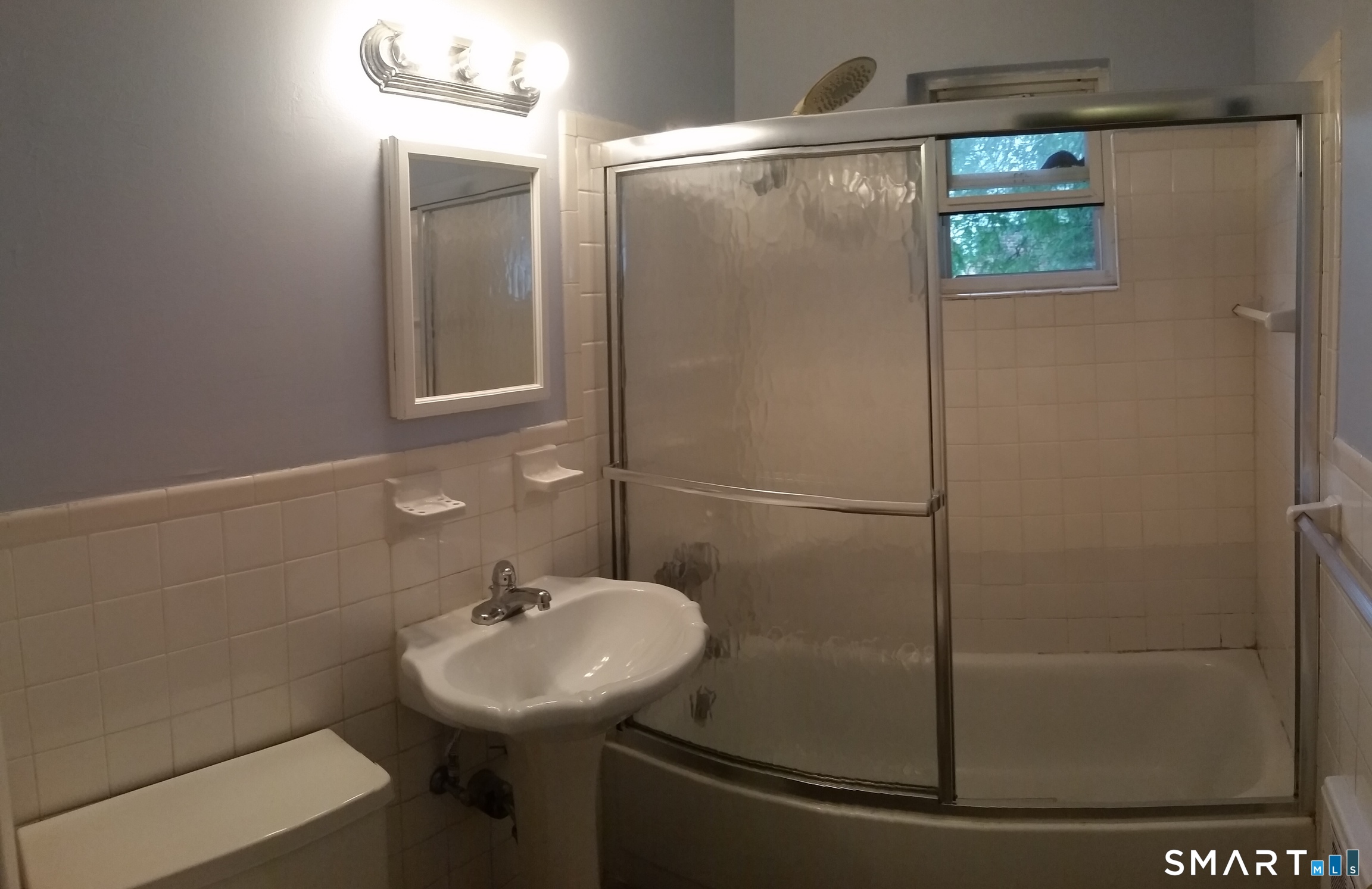 51-71 Park Om8 Avenue Property Photo 11