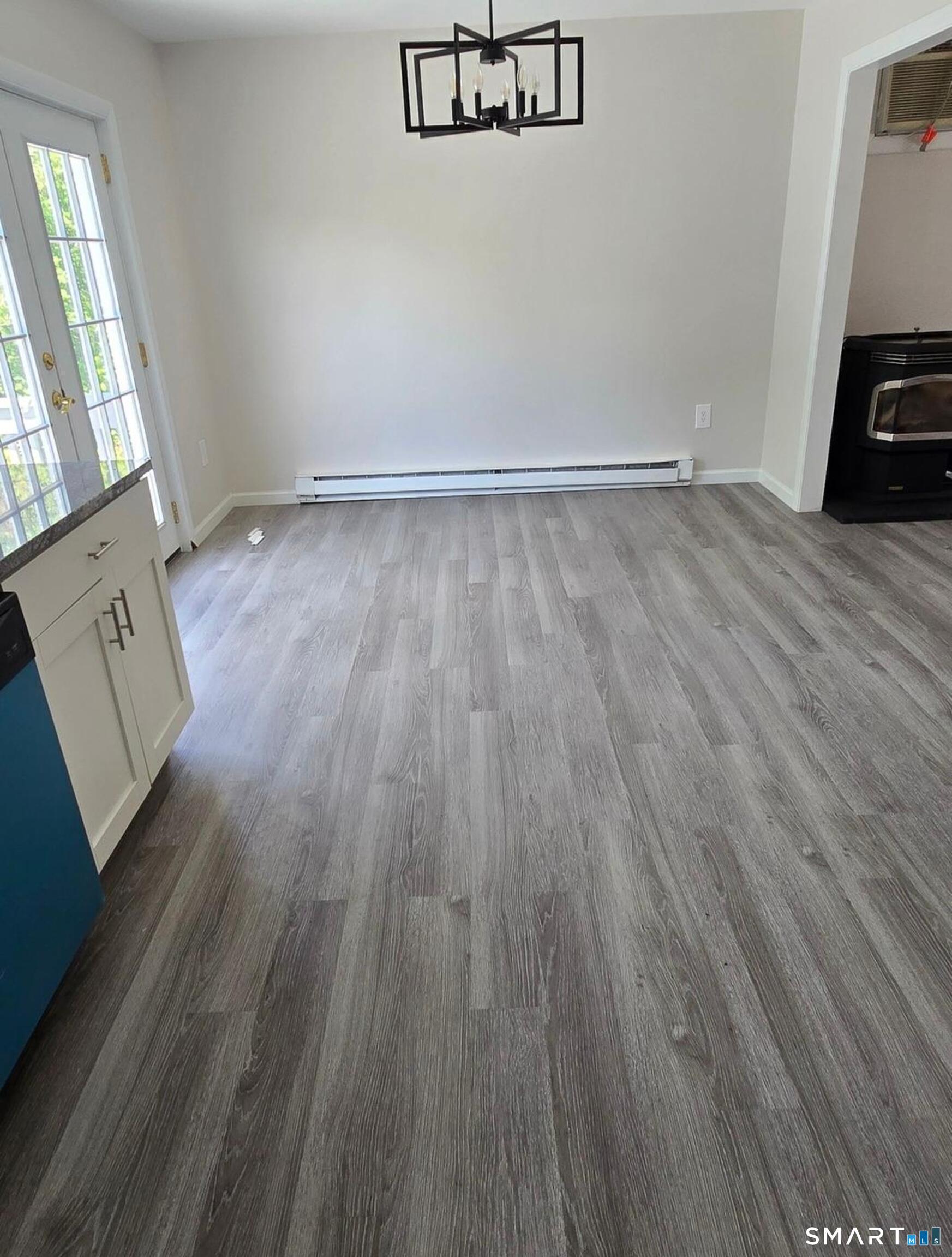 189 Fieldwood Road Property Photo 6