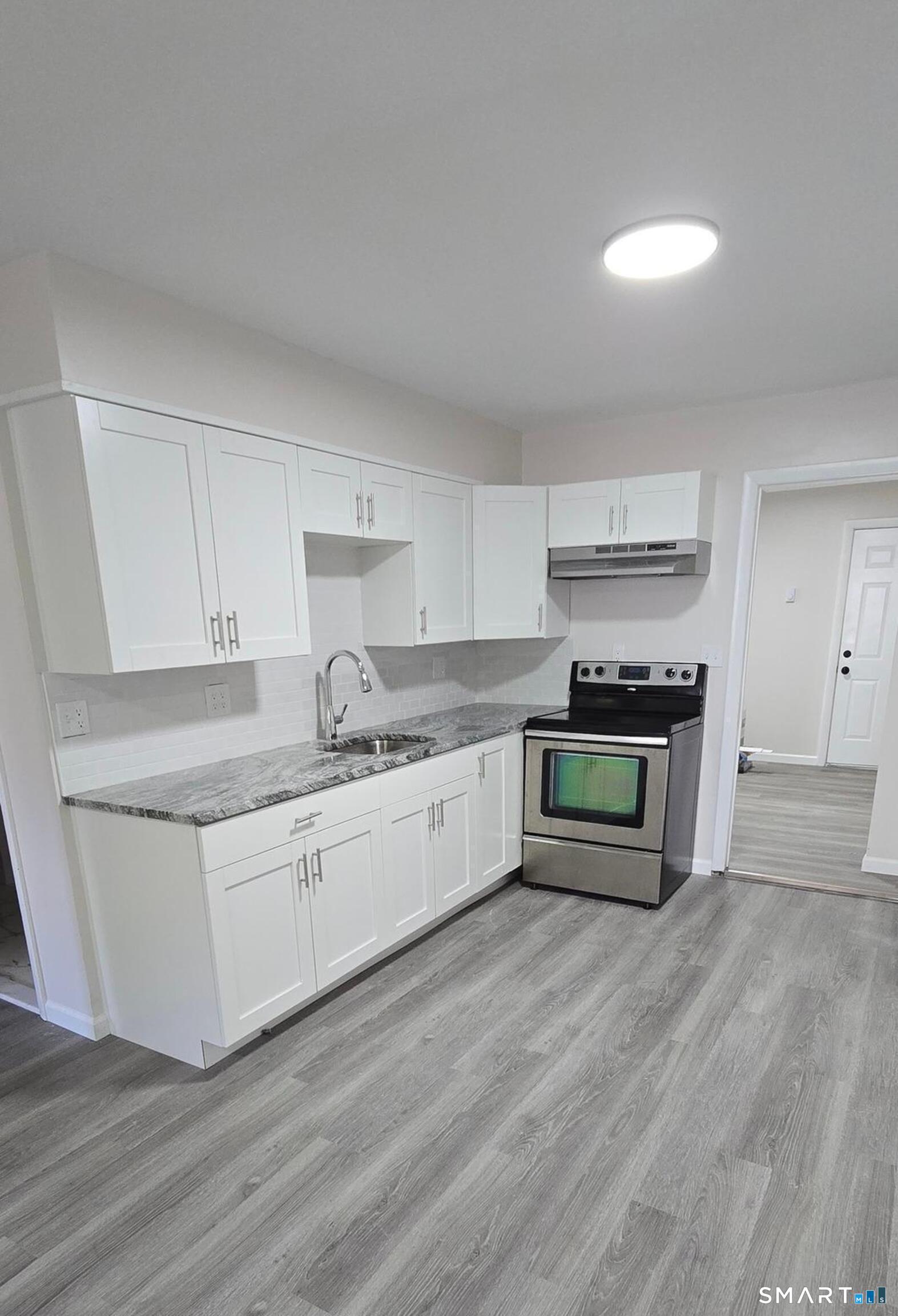 189 Fieldwood Road Property Photo 20