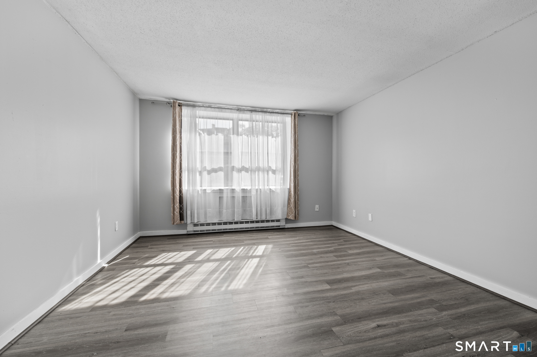 201 College 20 Street Property Photo 14
