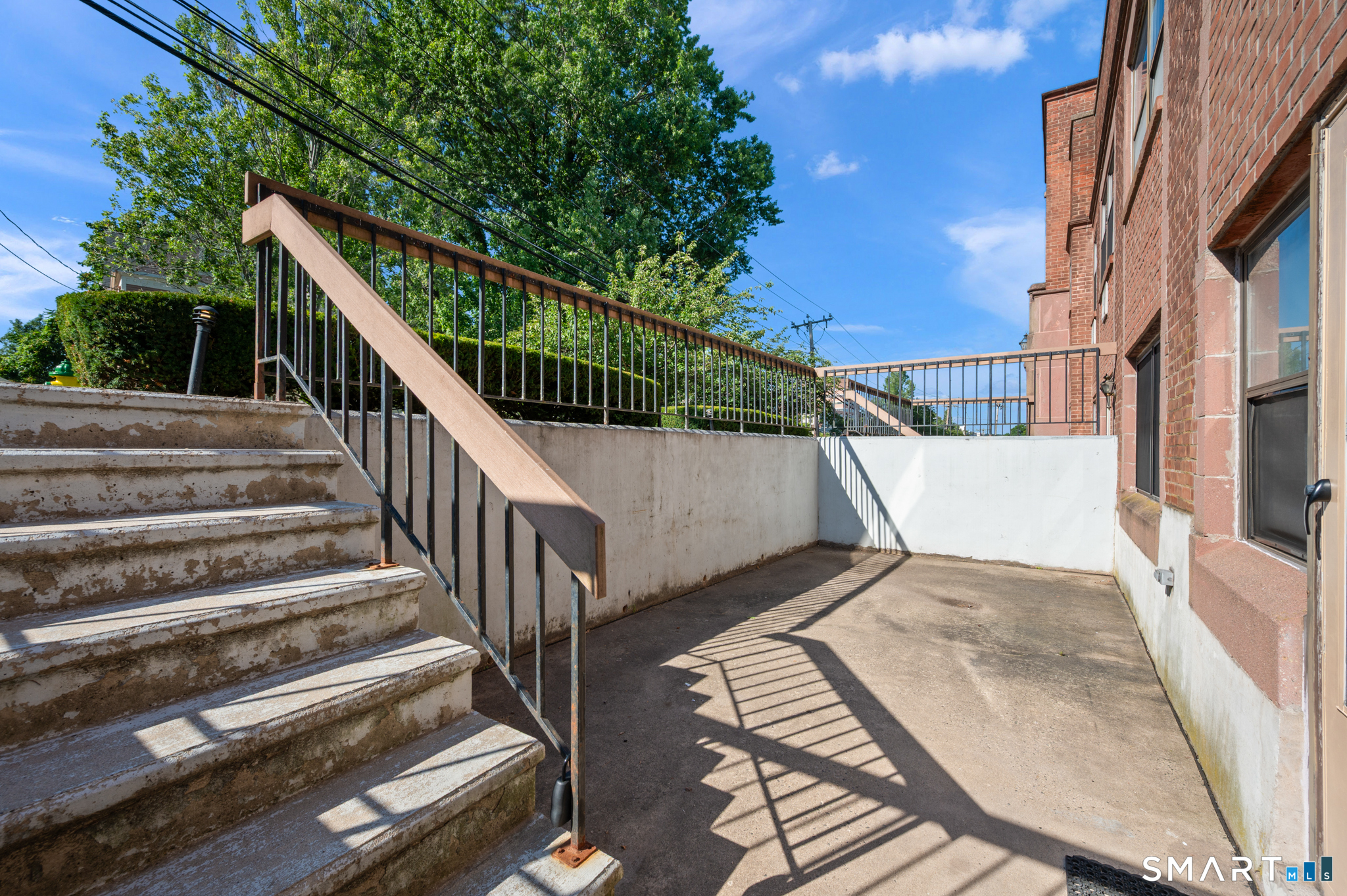 201 College 20 Street Property Photo 19