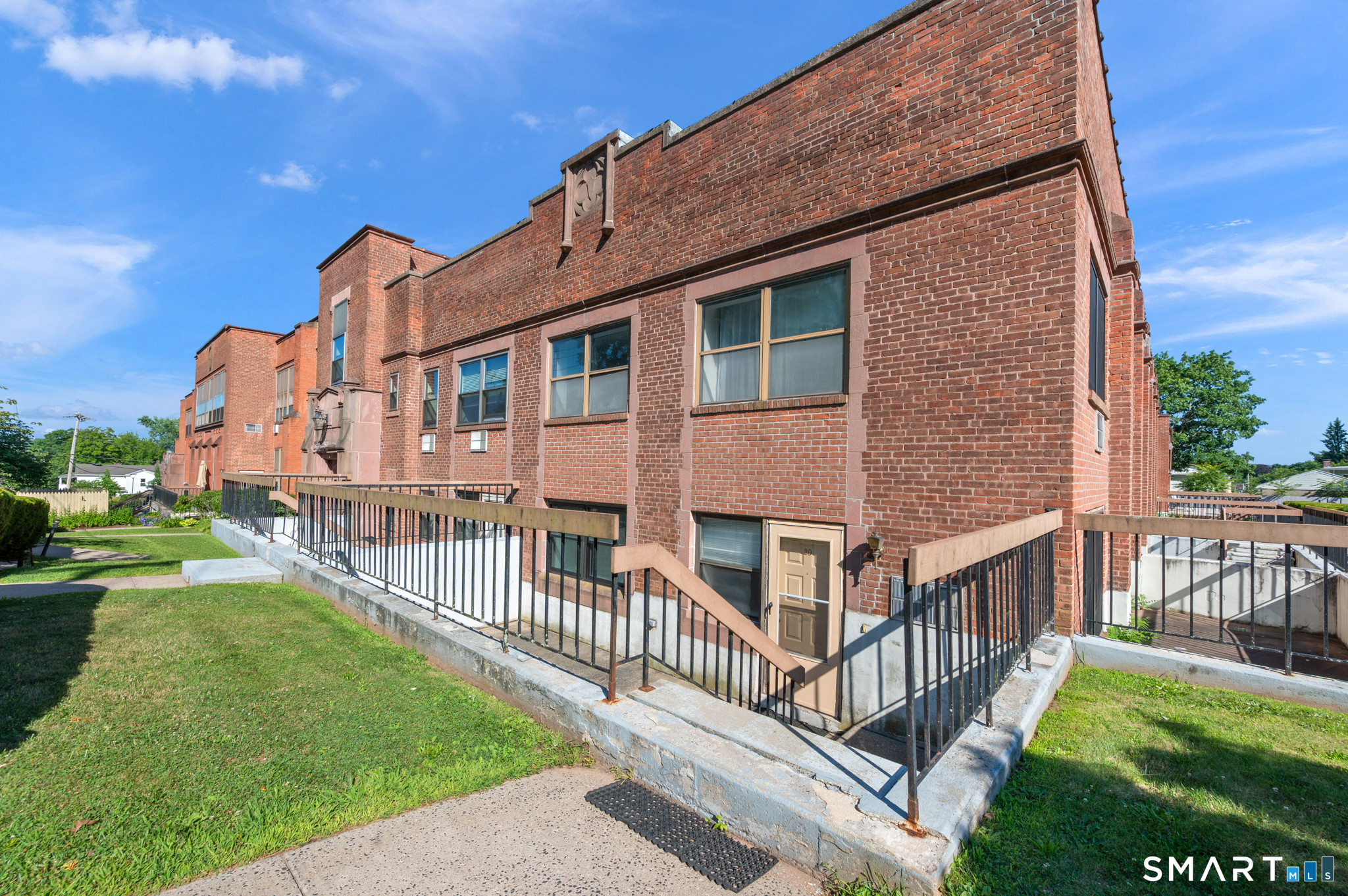 201 College 20 Street Property Photo 21
