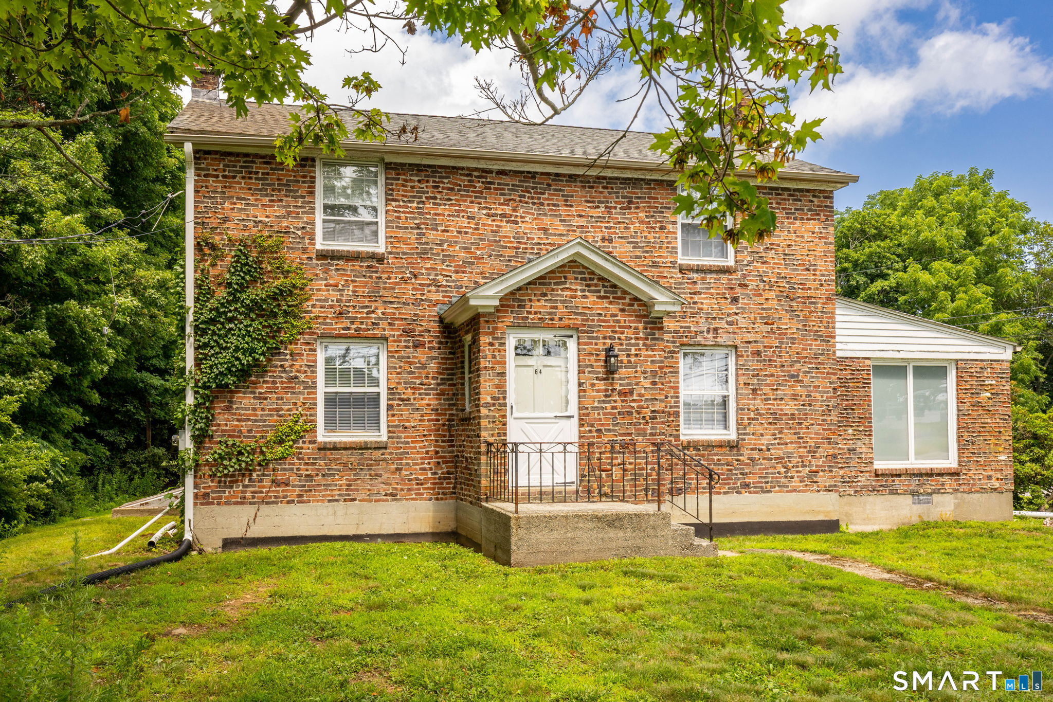 64 Broadway Street Property Photo 2