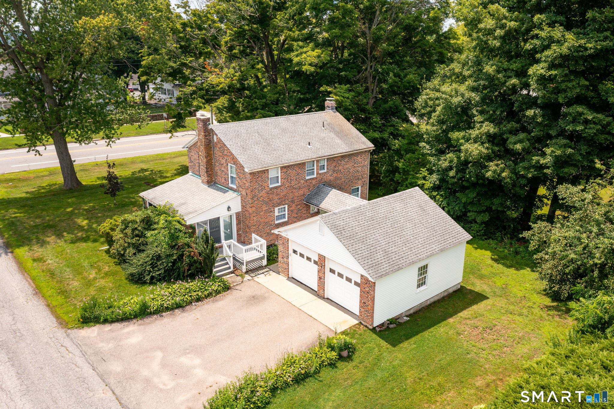 64 Broadway Street Property Photo 4