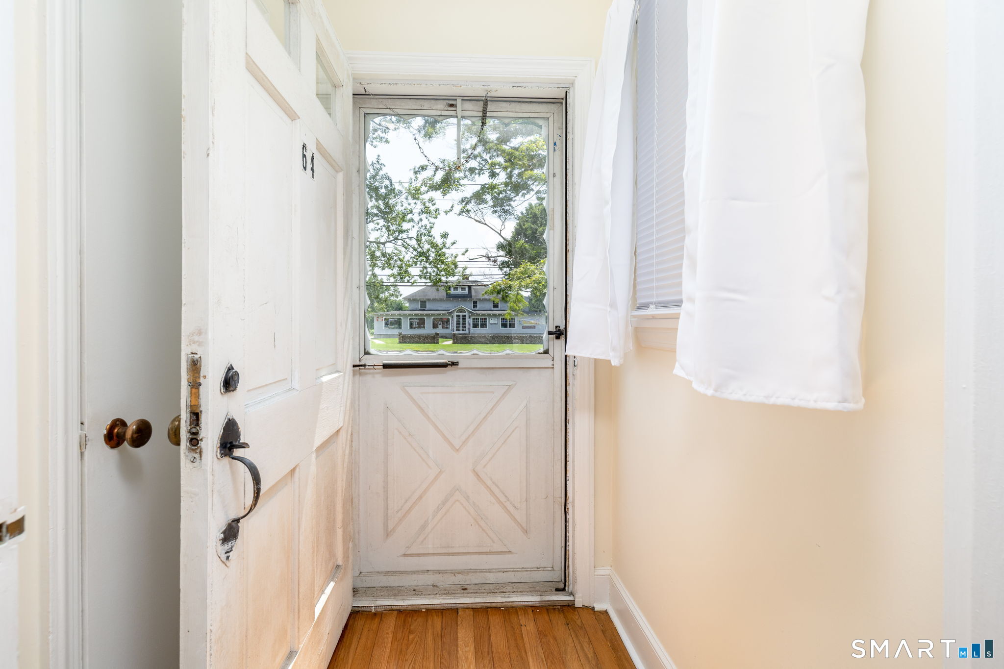 64 Broadway Street Property Photo 12