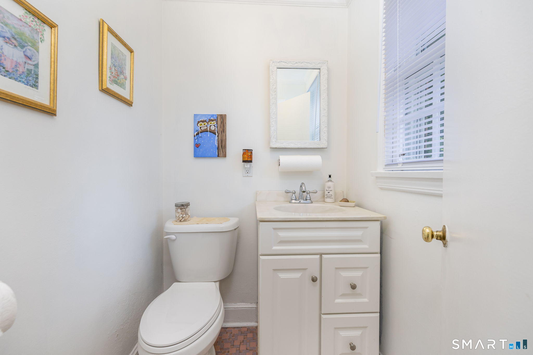 64 Broadway Street Property Photo 18