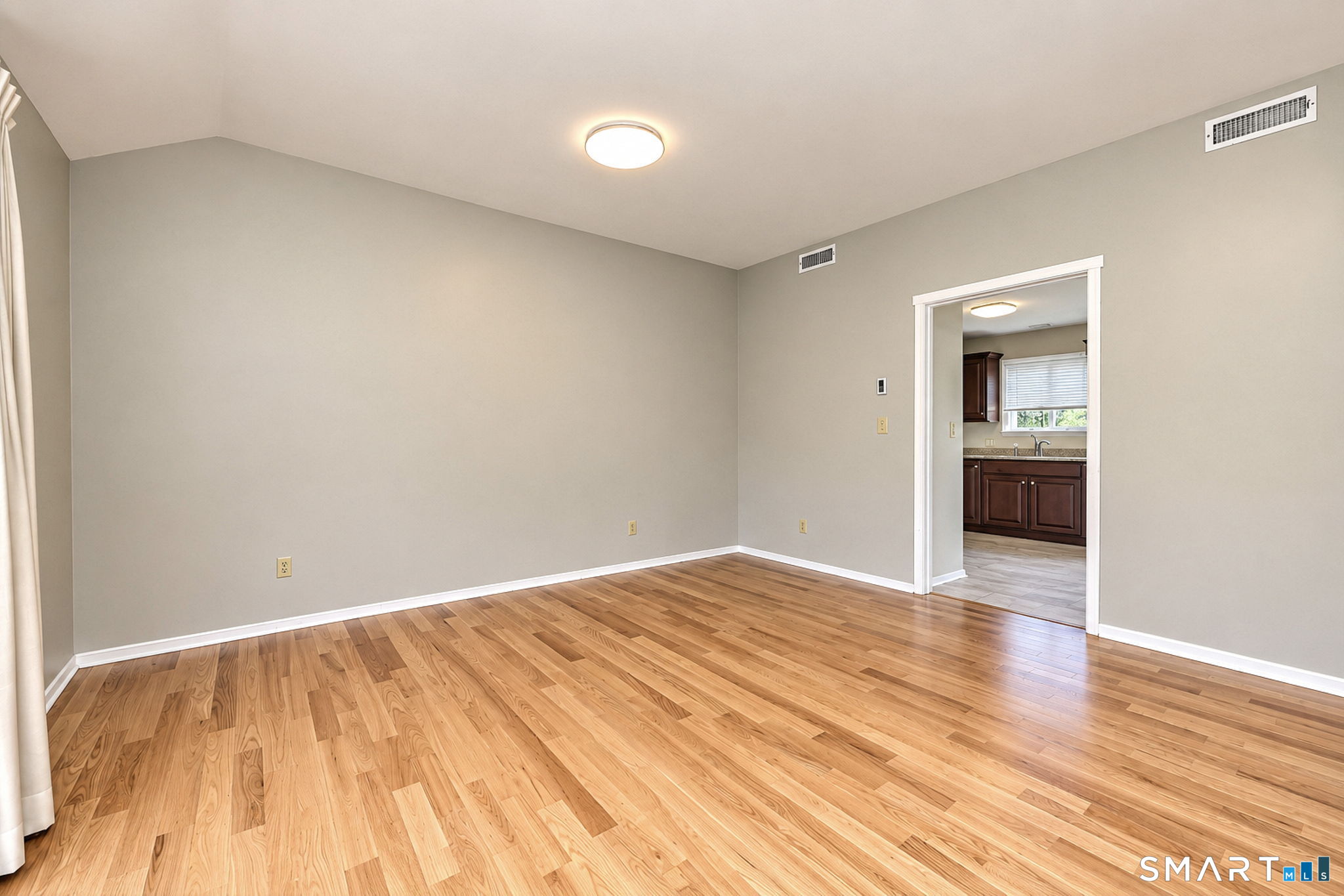 722 Heritage A Village Property Photo 11