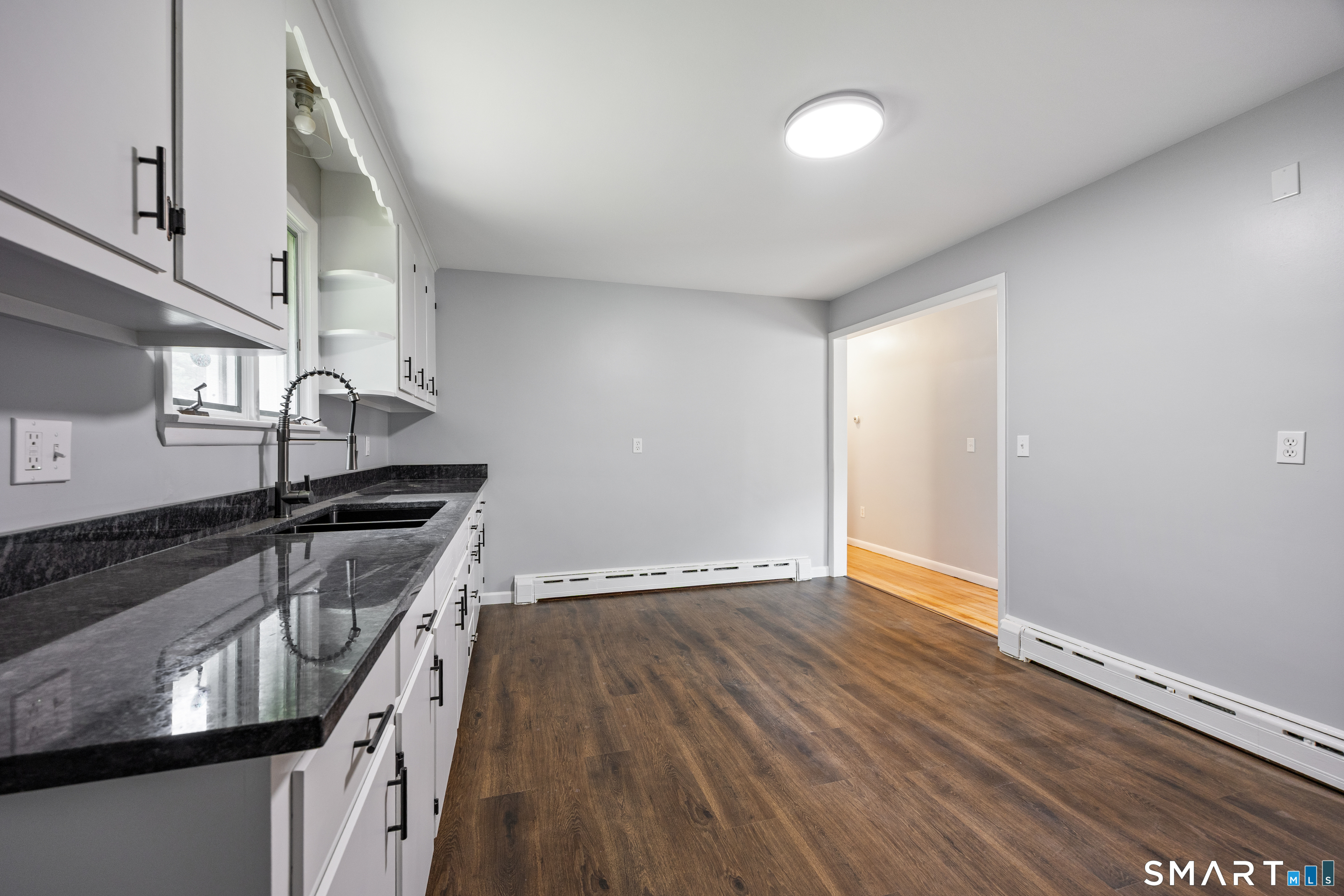165 Birchwood Street Property Photo 6