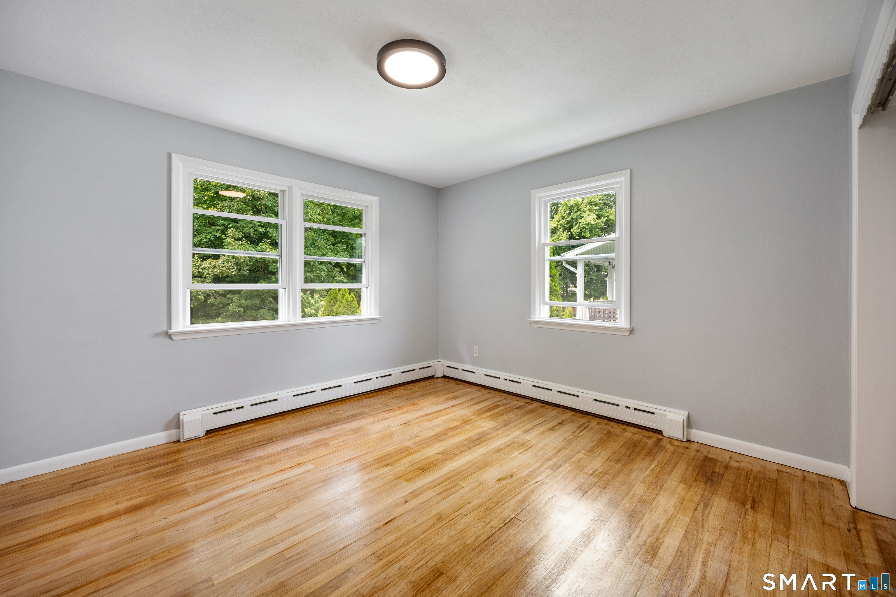 165 Birchwood Street Property Photo 28
