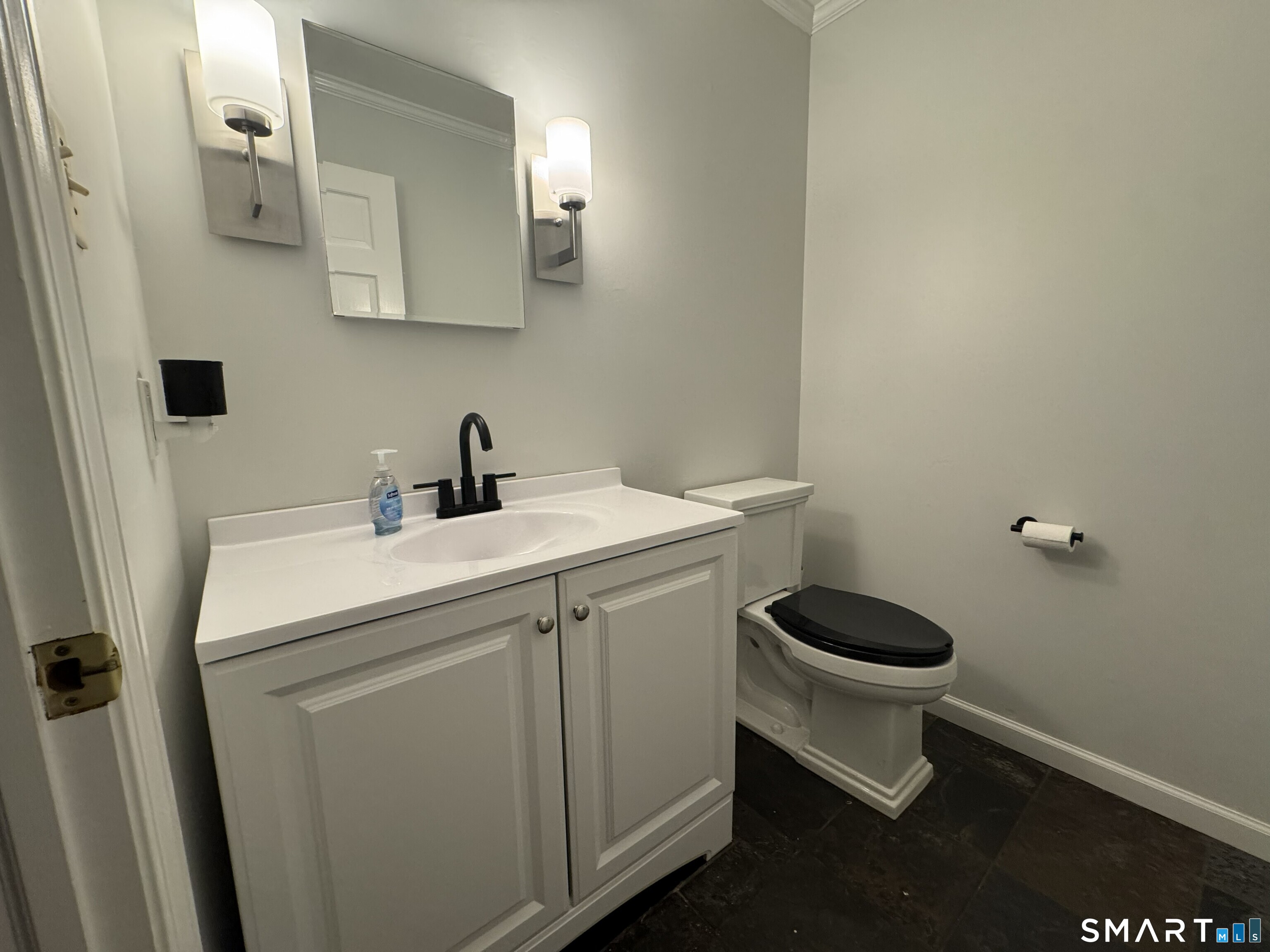 85 Dean Road Property Photo 14