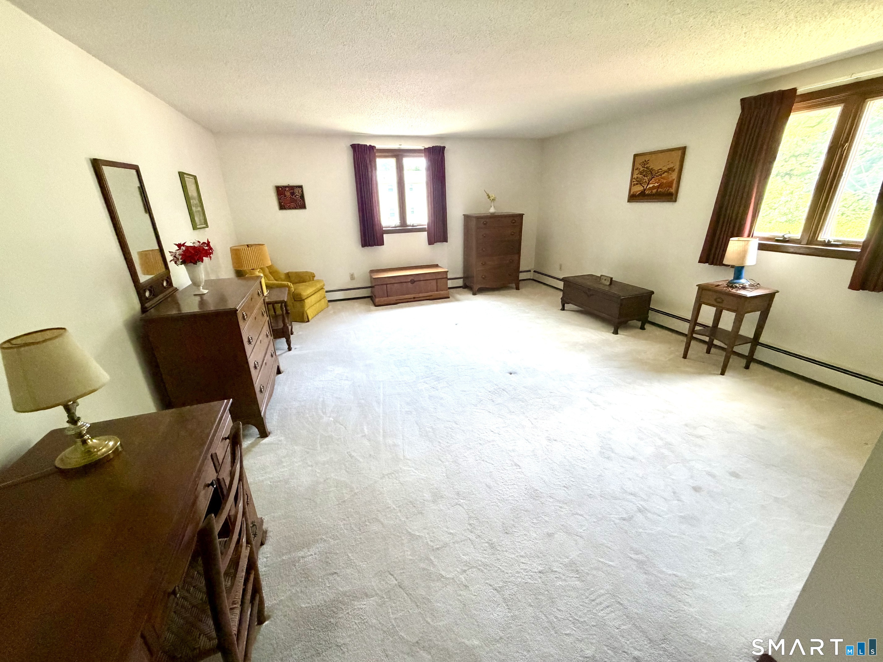 1130-r Blue Hills Avenue Property Photo 11