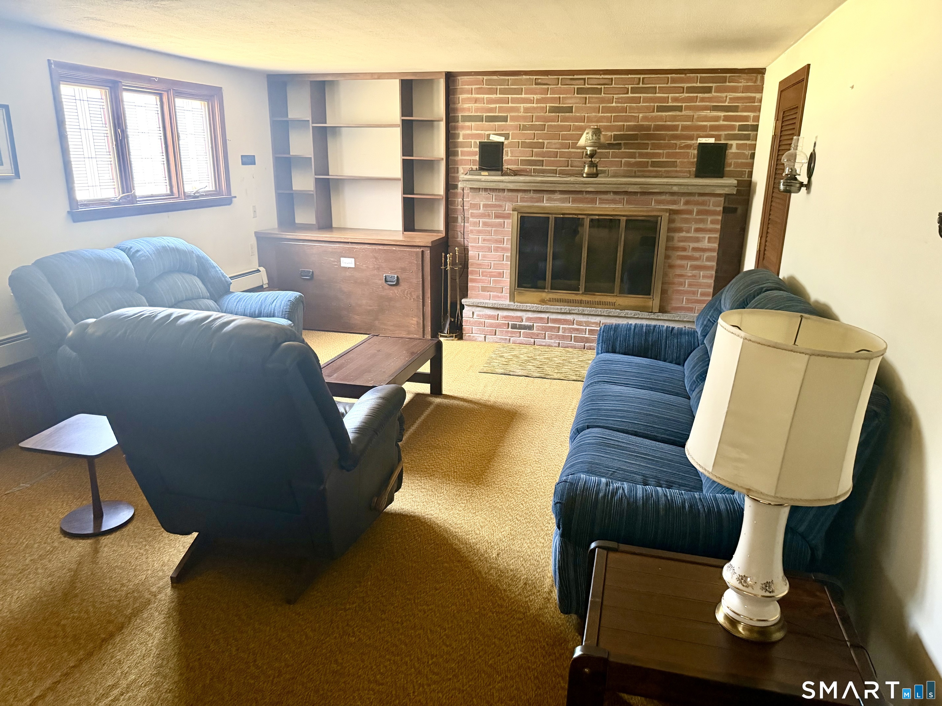 1130-r Blue Hills Avenue Property Photo 13