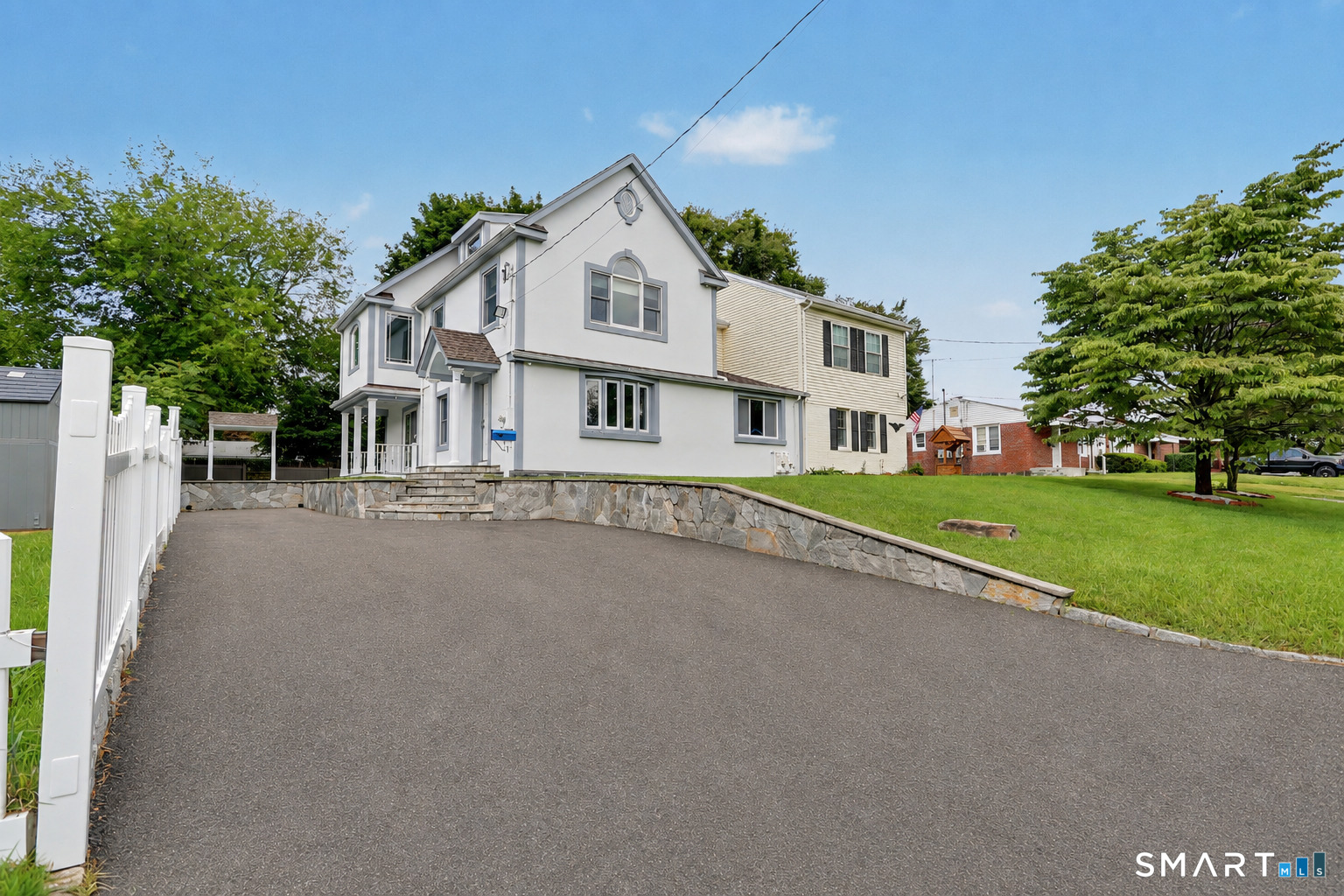 1 Campfield Drive Property Photo 1