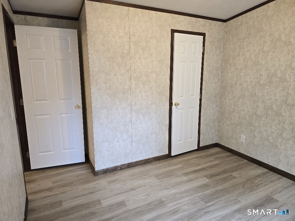 11 R And R Park Property Photo 11