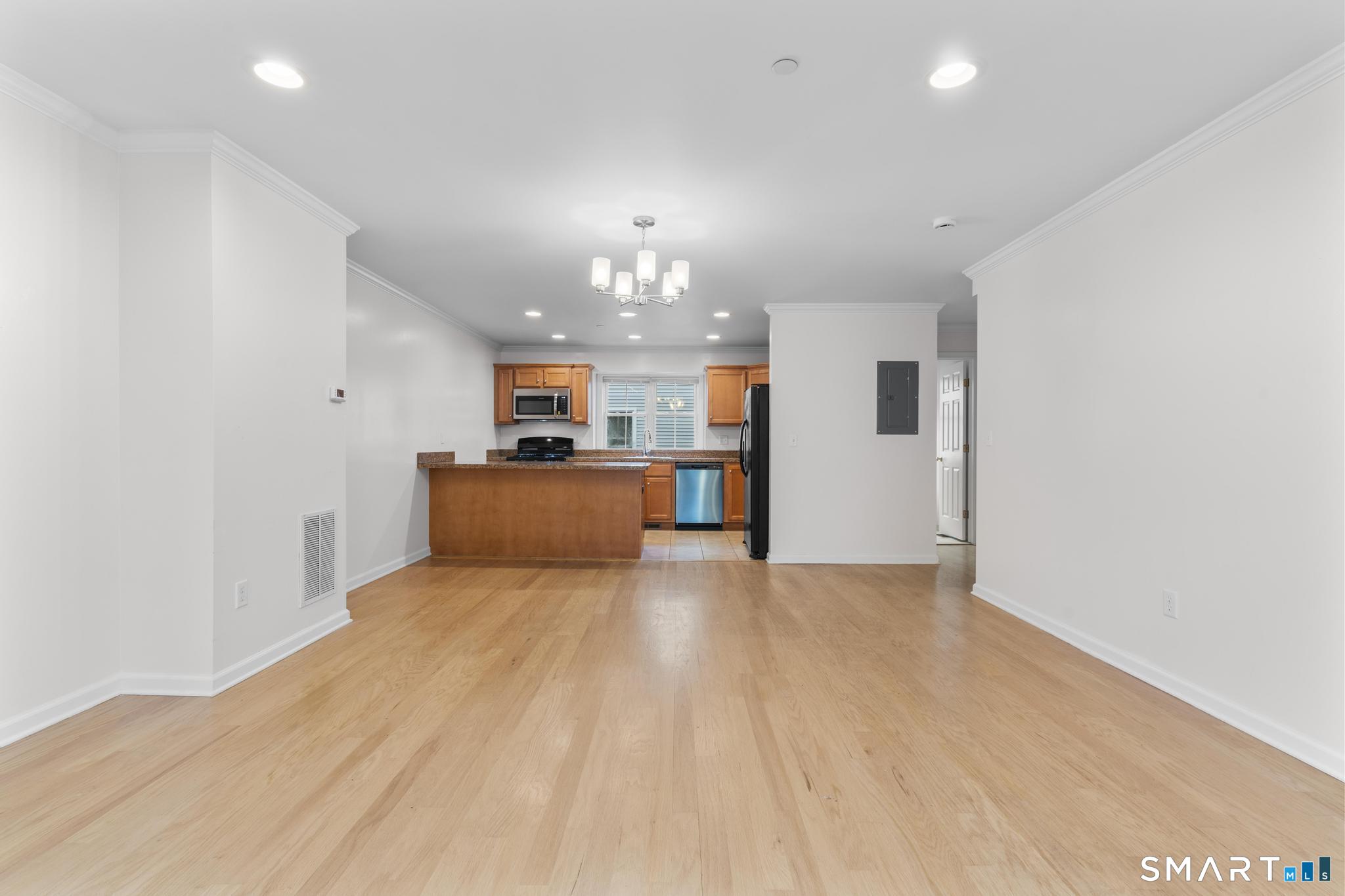 20 Main West C104 Street Property Photo 2