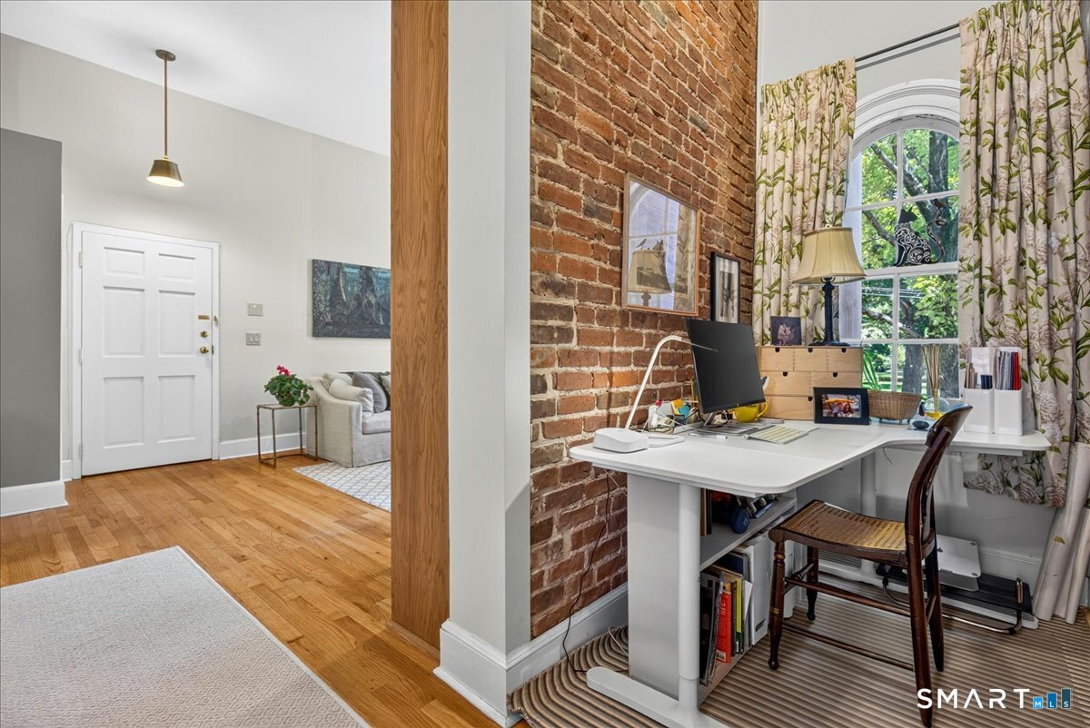 42 Academy 2 Street Property Photo 7