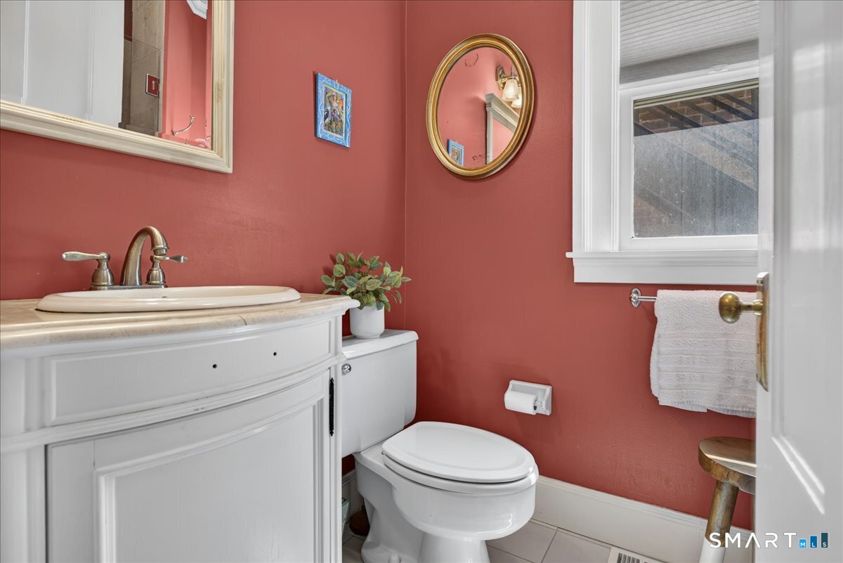 42 Academy 2 Street Property Photo 21