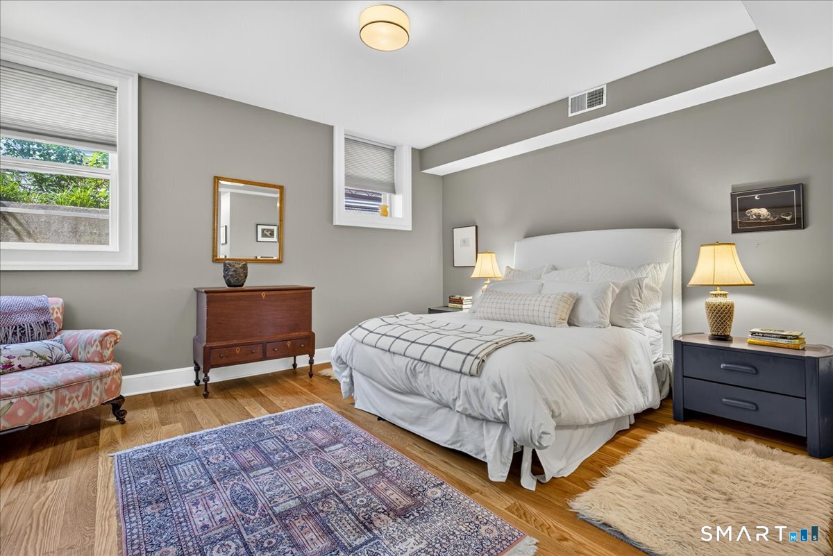 42 Academy 2 Street Property Photo 23