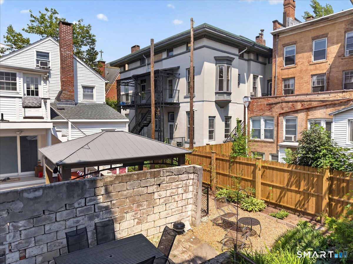 42 Academy 2 Street Property Photo 35