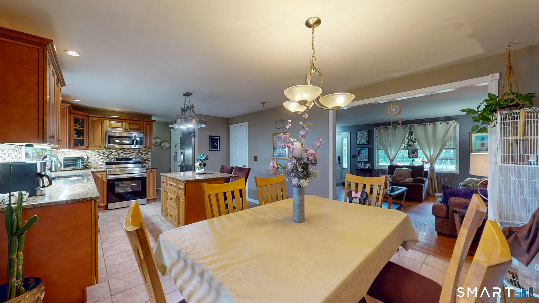 345 Goodwin Street Property Photo 8