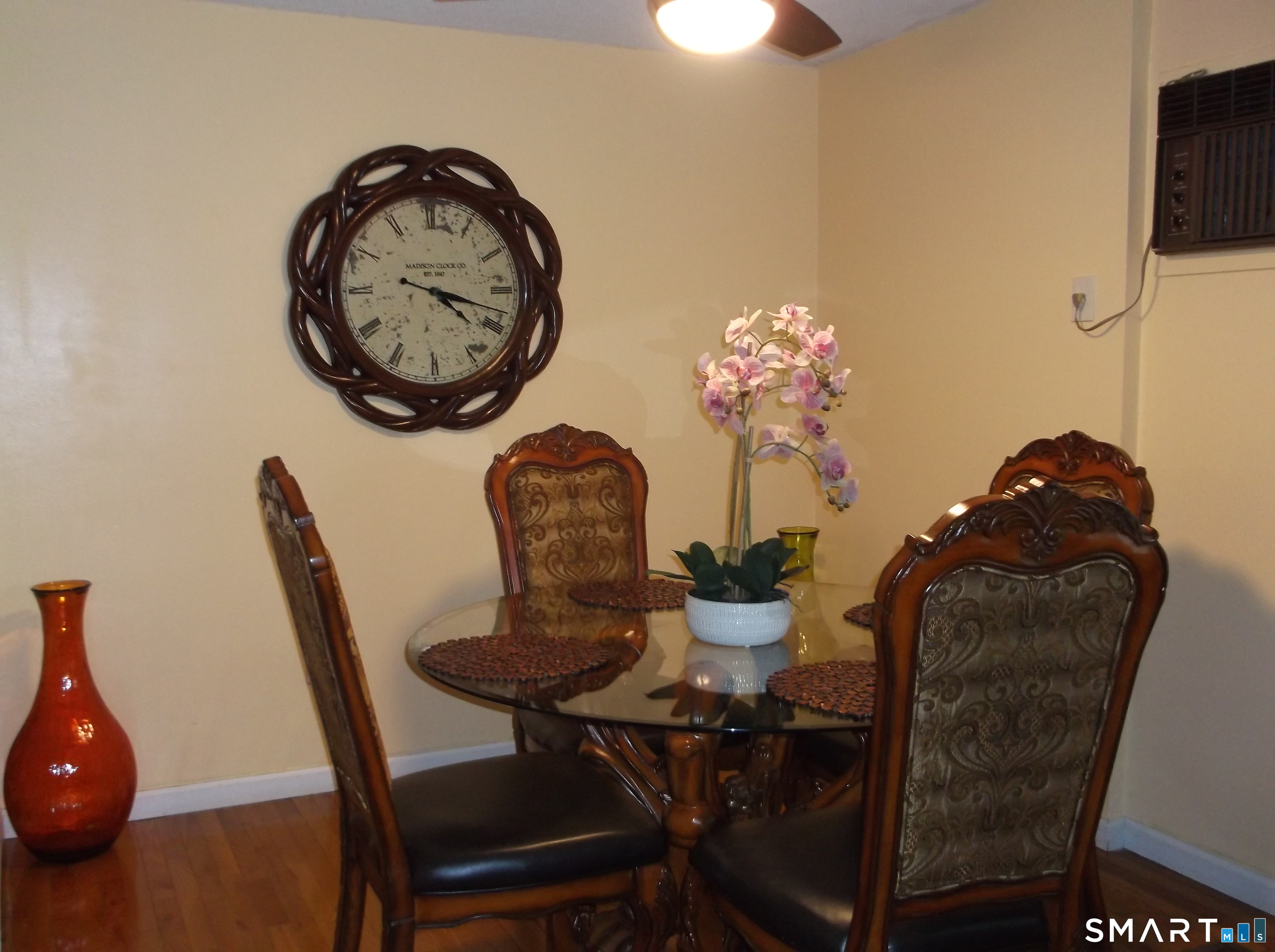 281 Gardner J4 Avenue Property Photo 3