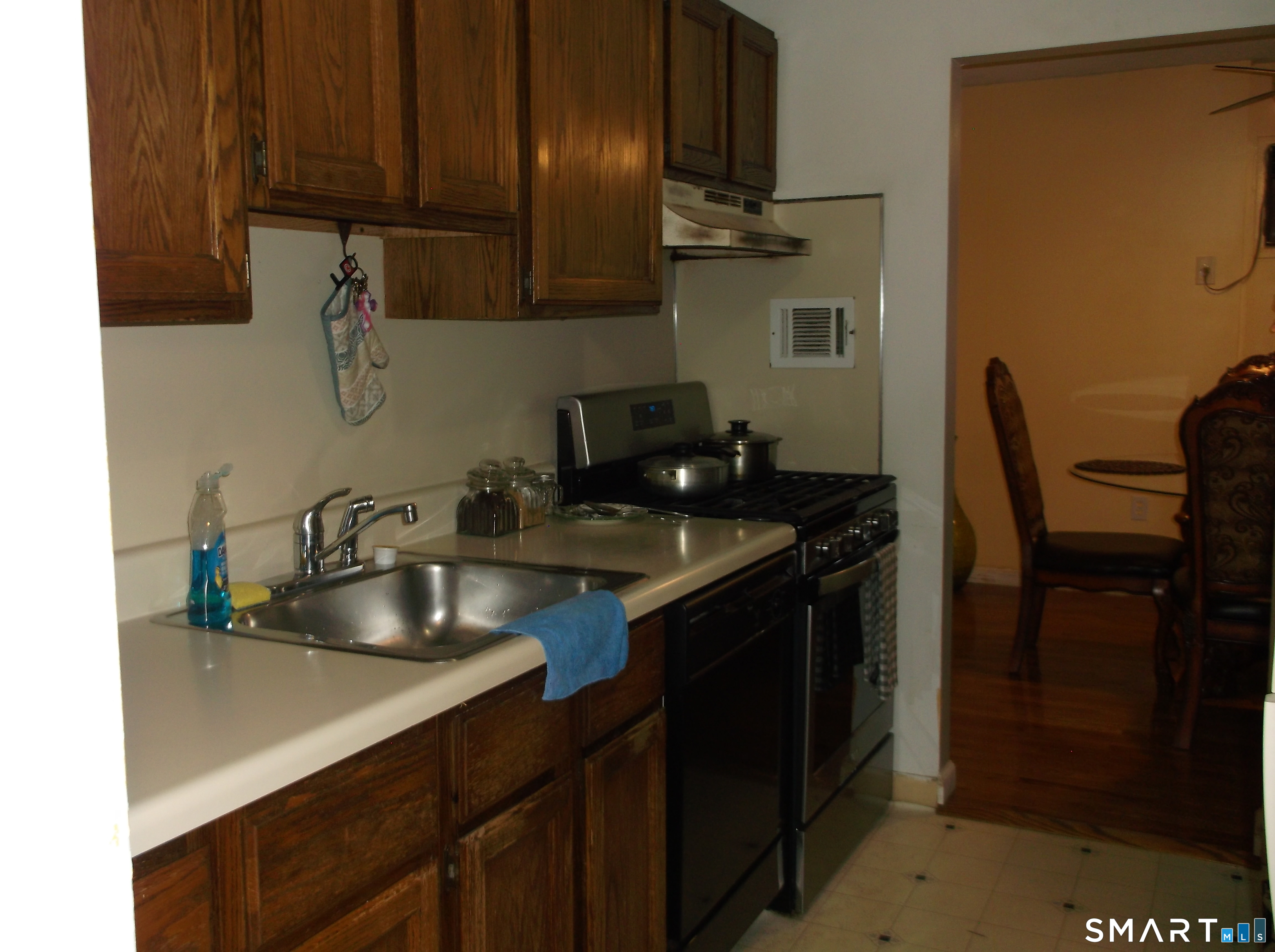 281 Gardner J4 Avenue Property Photo 8