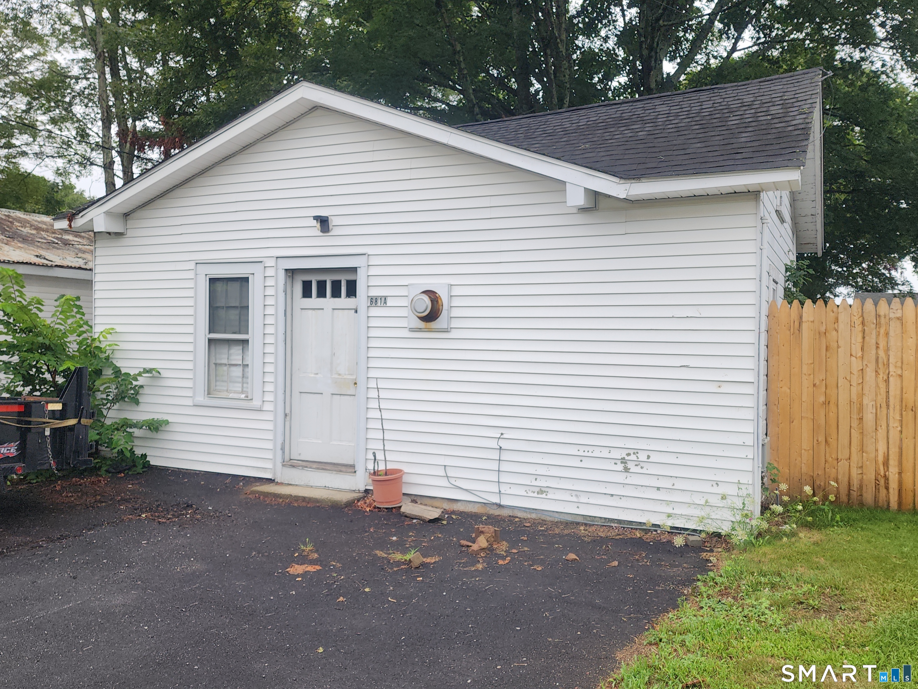 24194052 Property Photo 2