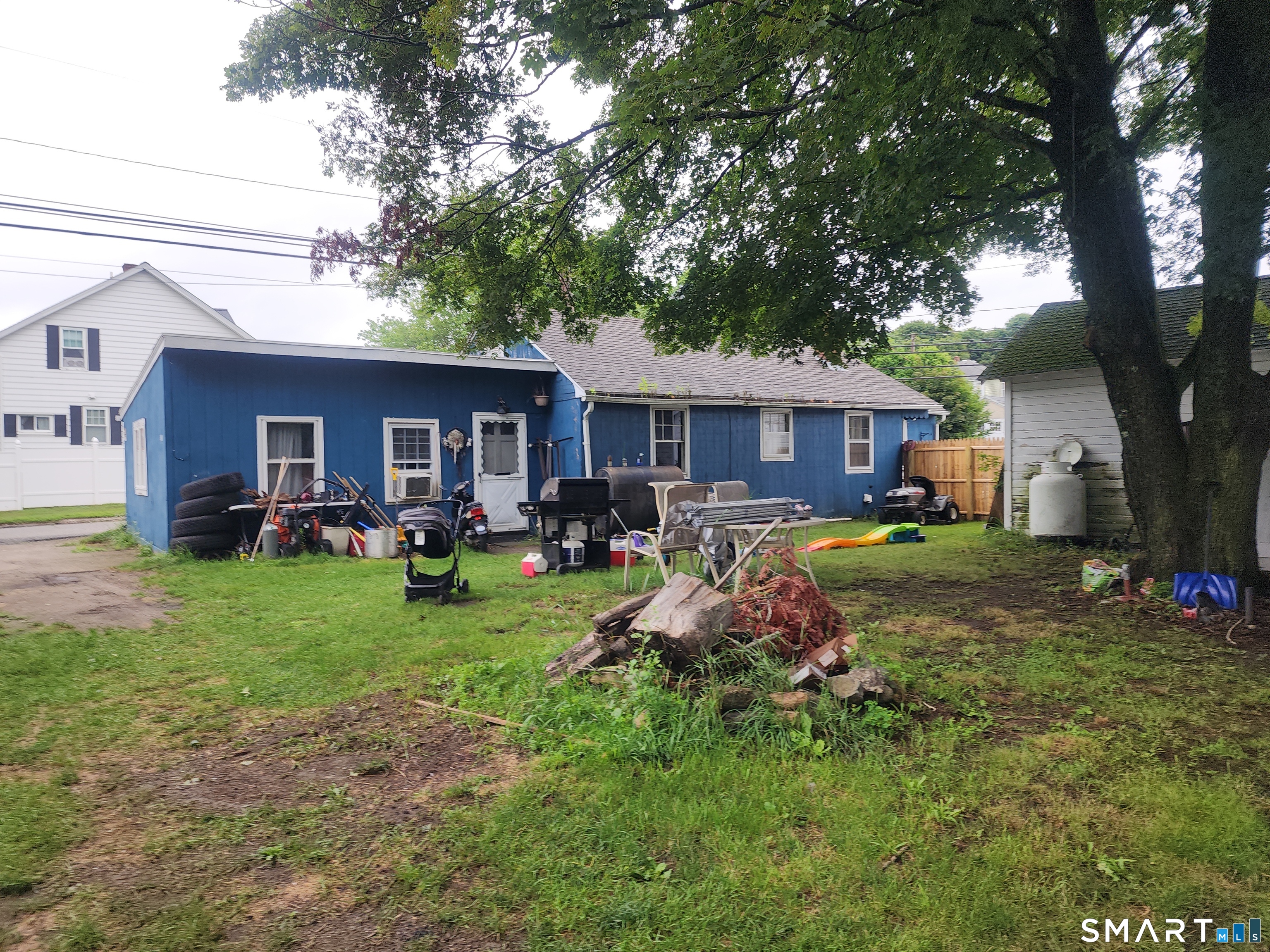 24194052 Property Photo 6