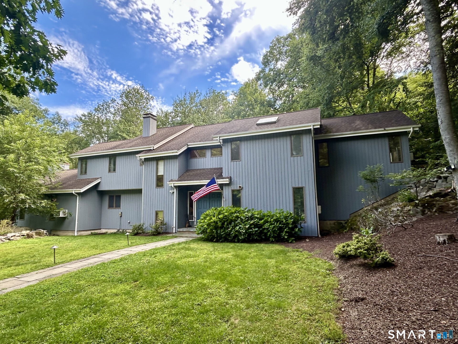 4 Deerfield Road Property Photo 1