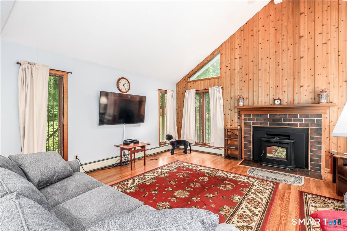 4 Deerfield Road Property Photo 4