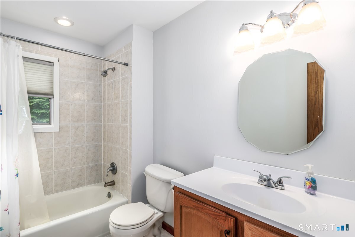 4 Deerfield Road Property Photo 17