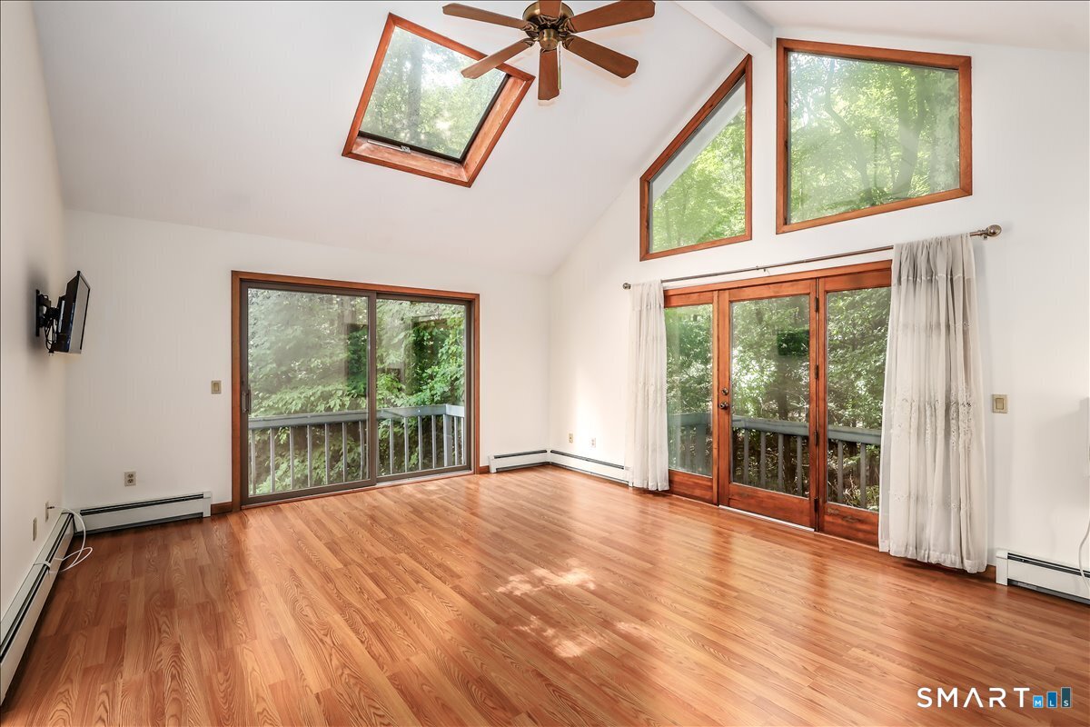 4 Deerfield Road Property Photo 20