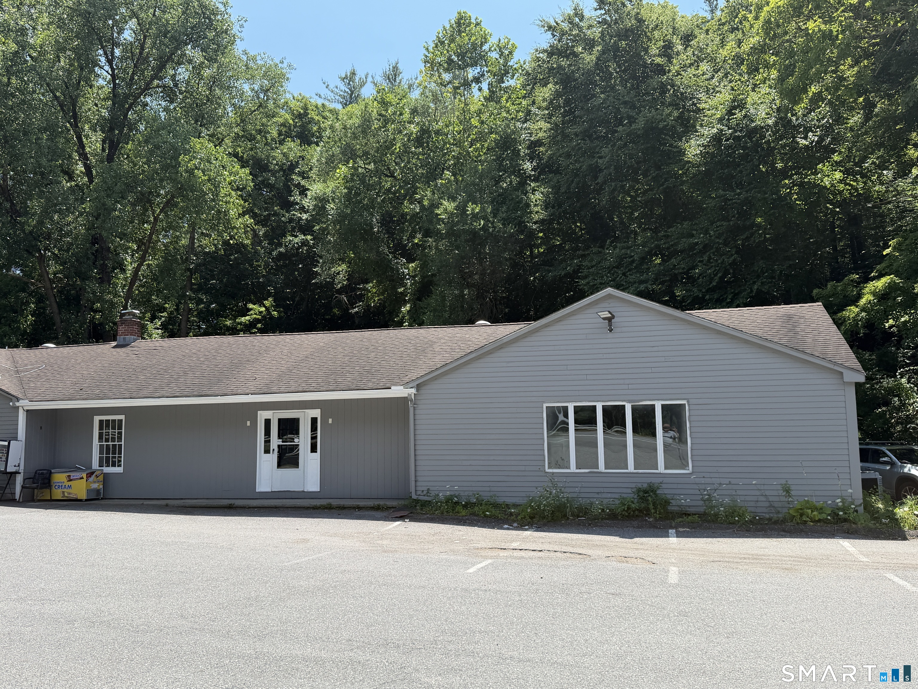 607 Cornwall Bridge Road Property Photo 1
