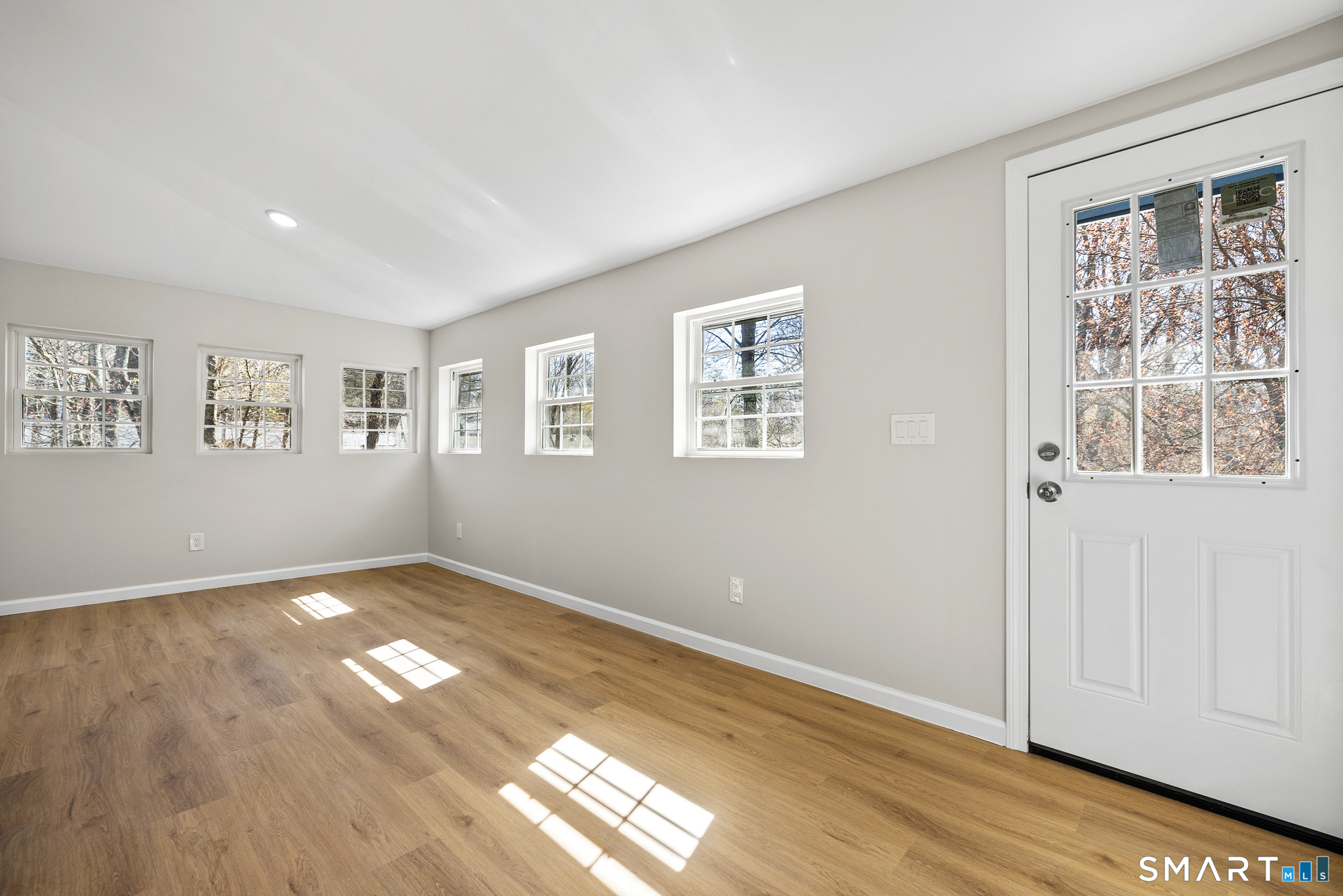 354 Vernon Street Property Photo 15