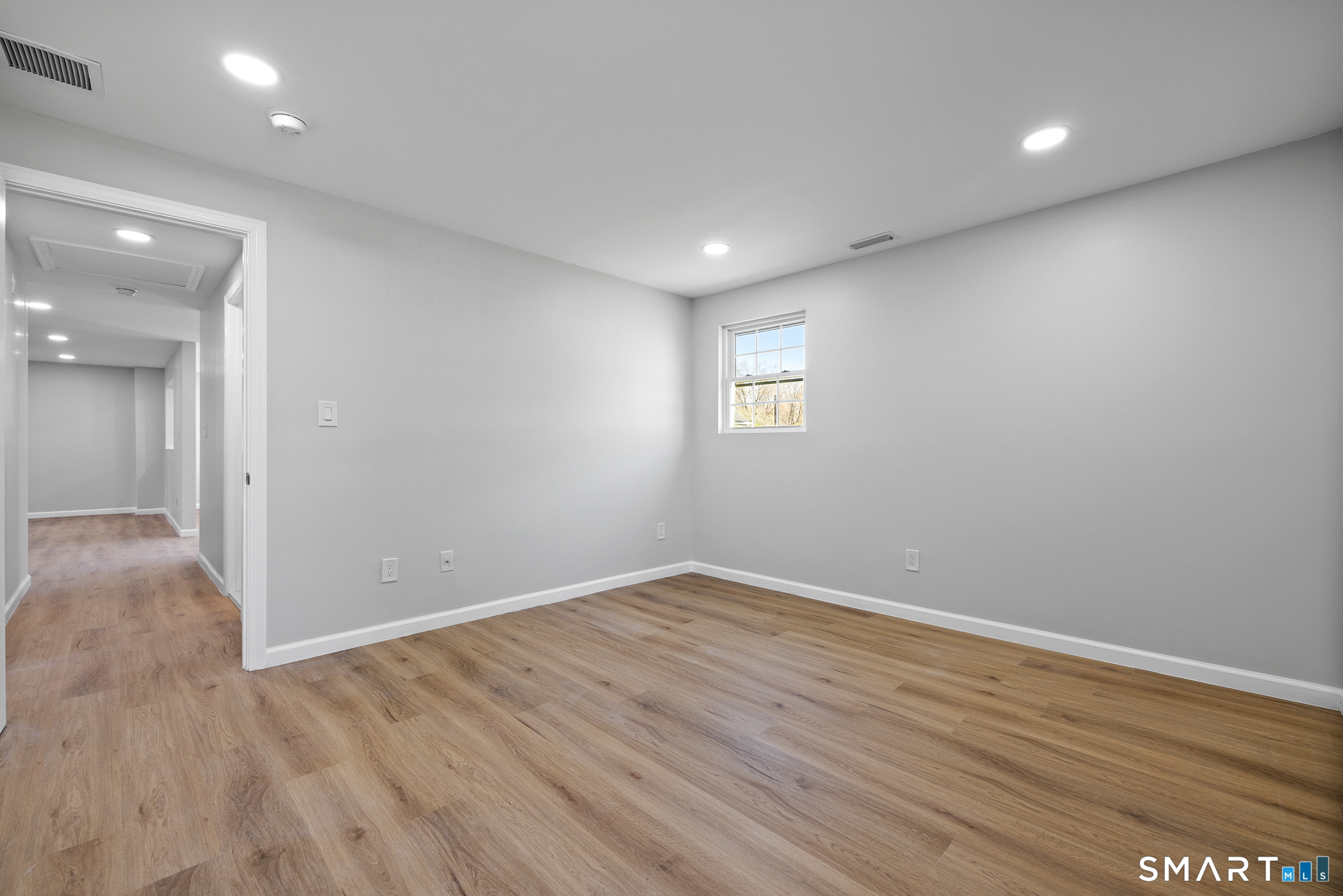 354 Vernon Street Property Photo 16