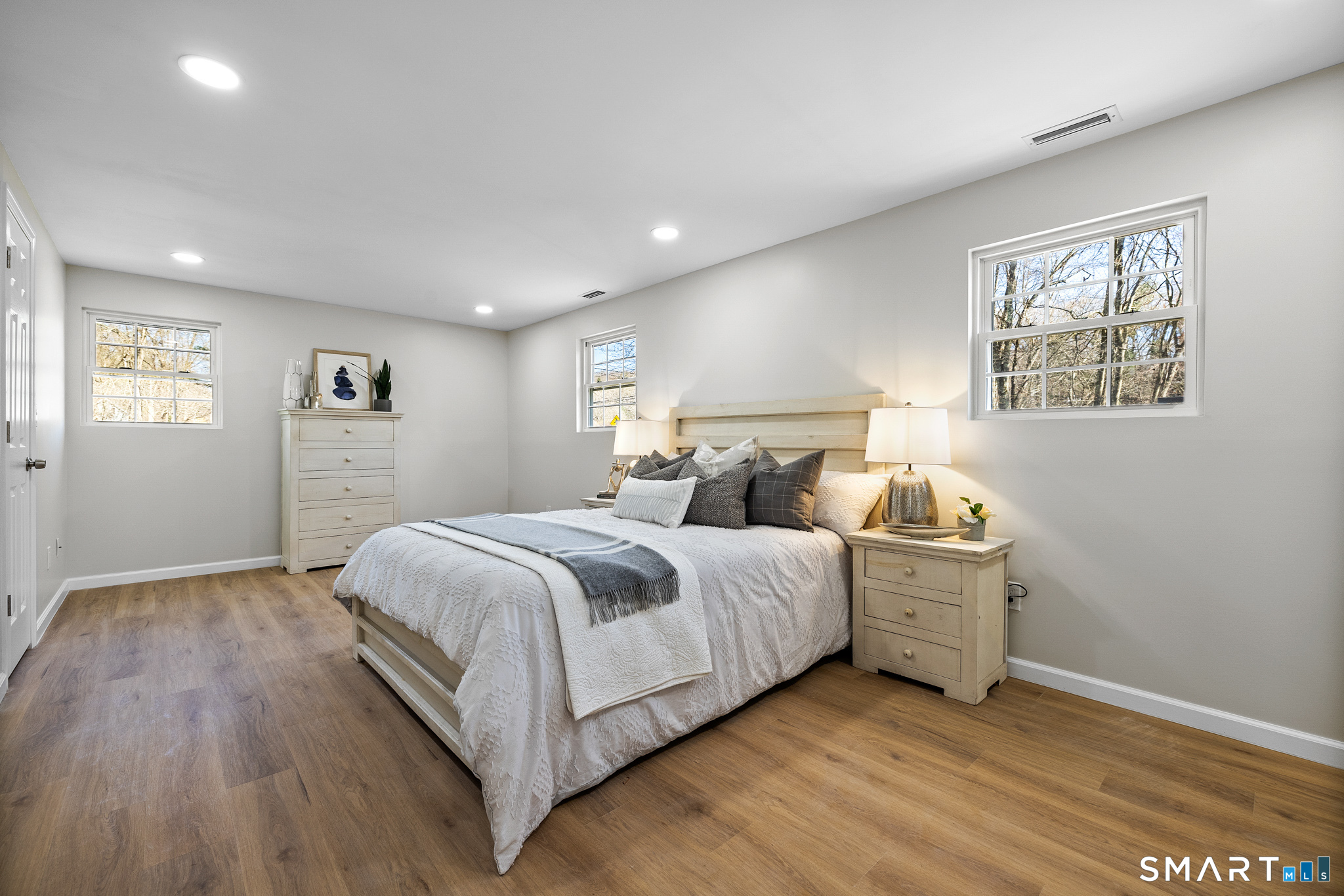 354 Vernon Street Property Photo 18
