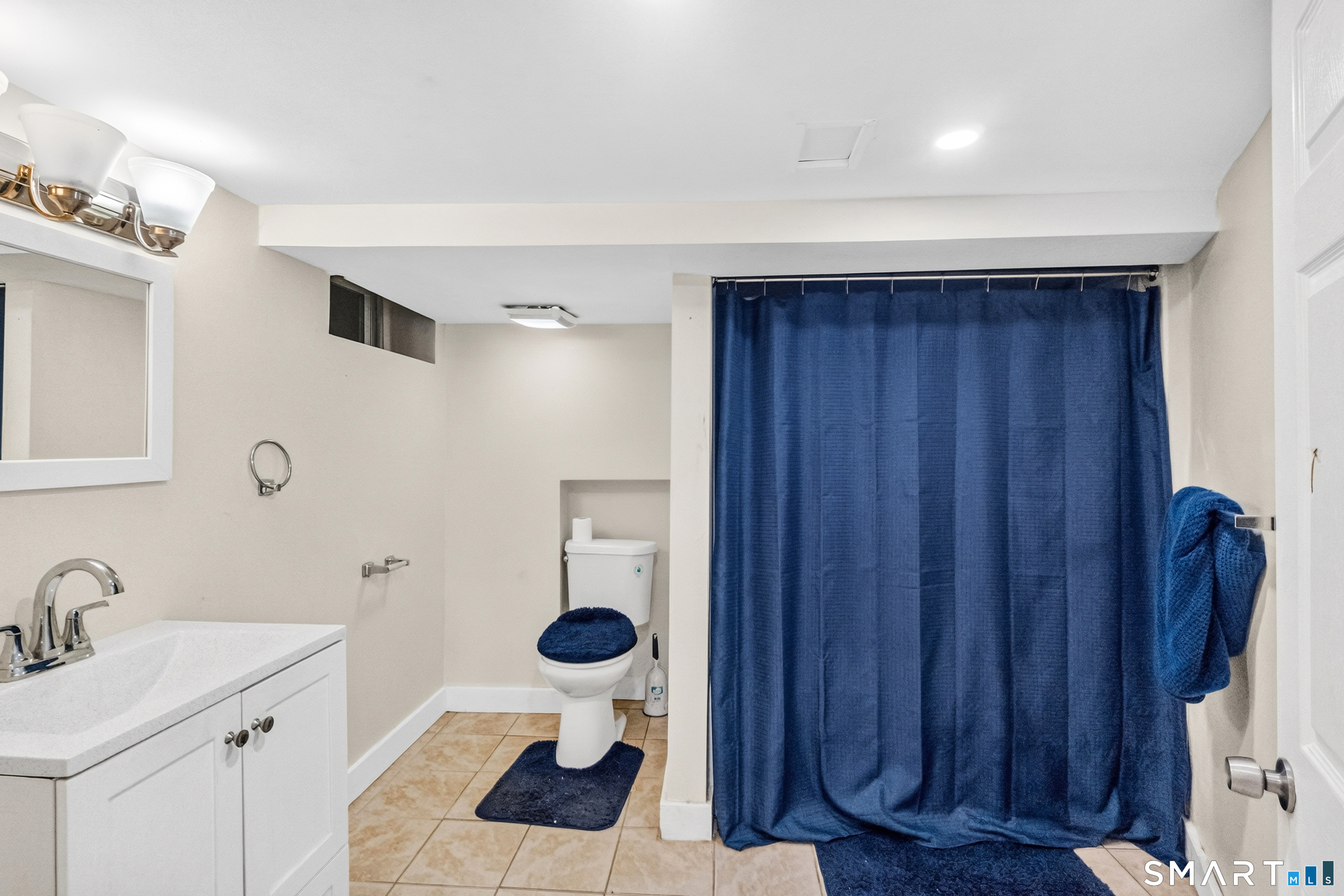 683 Woodin Street Property Photo 22