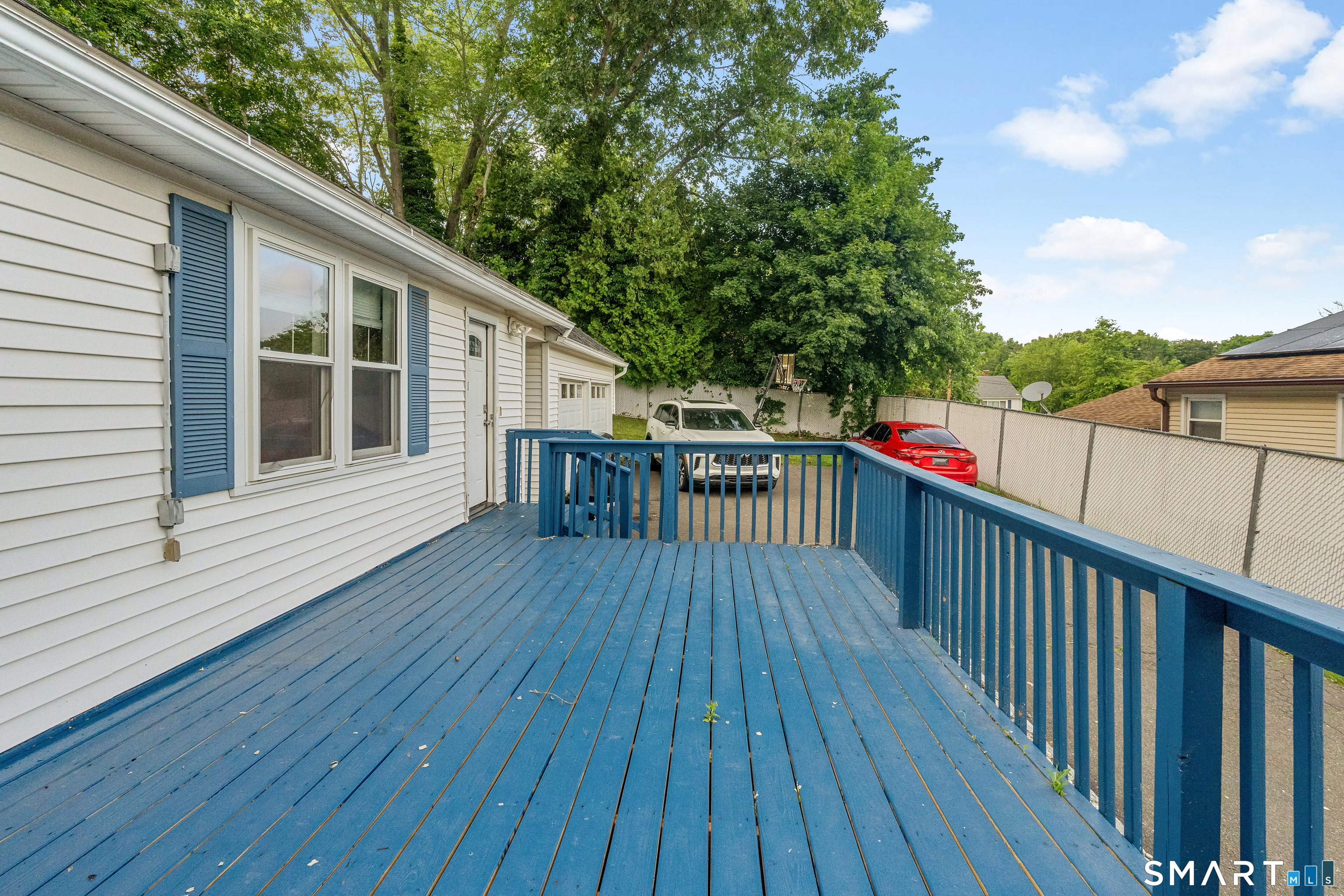 683 Woodin Street Property Photo 25