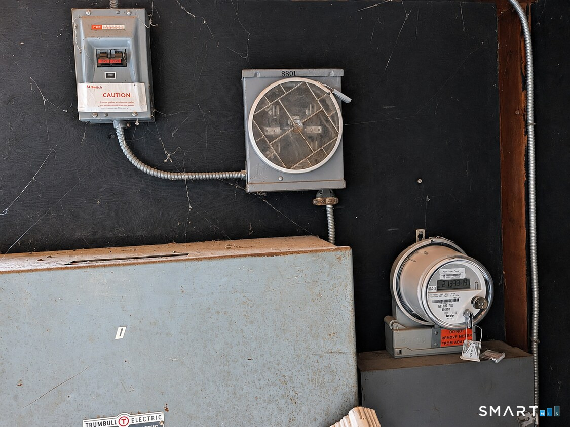 880 Boston Post Road Property Photo 25