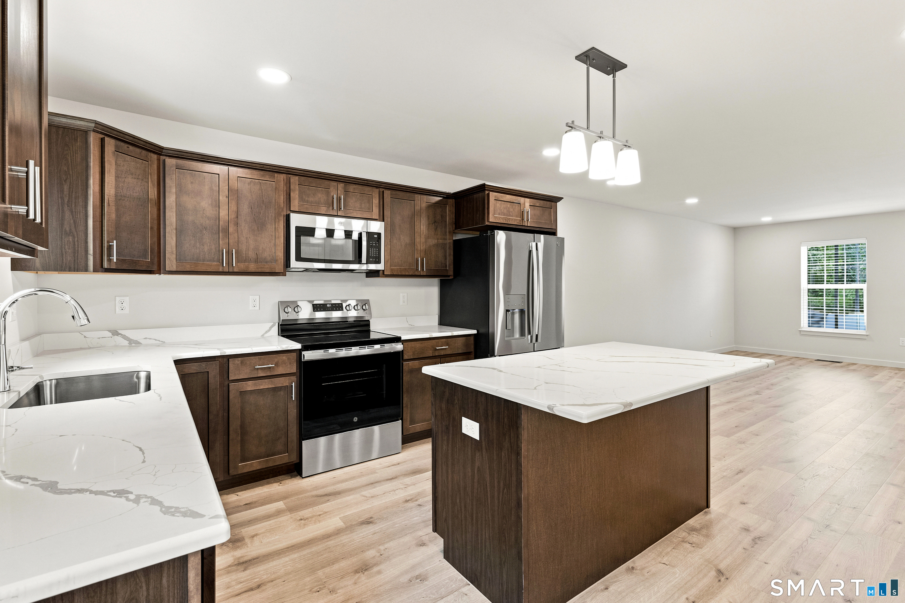 203 Amston Road Property Photo 8