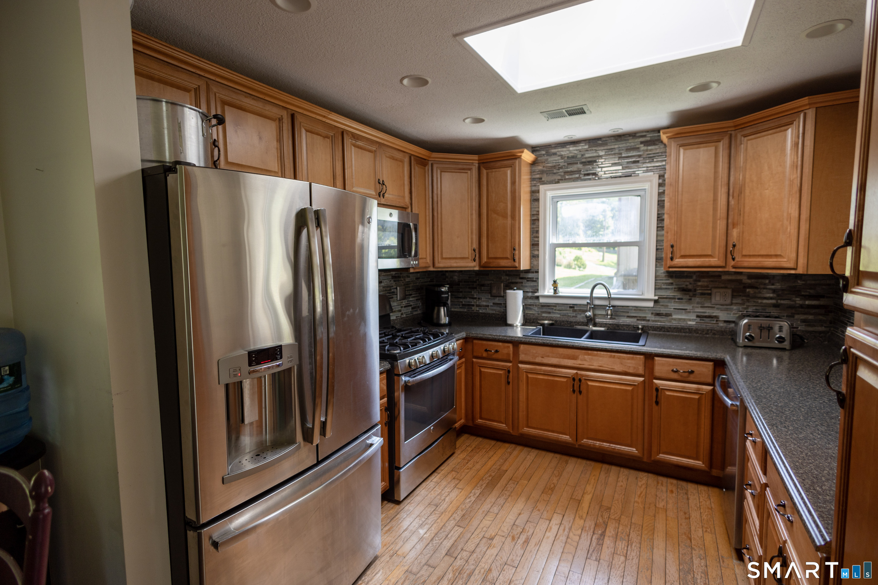 18 Pinewood Shores Property Photo 7