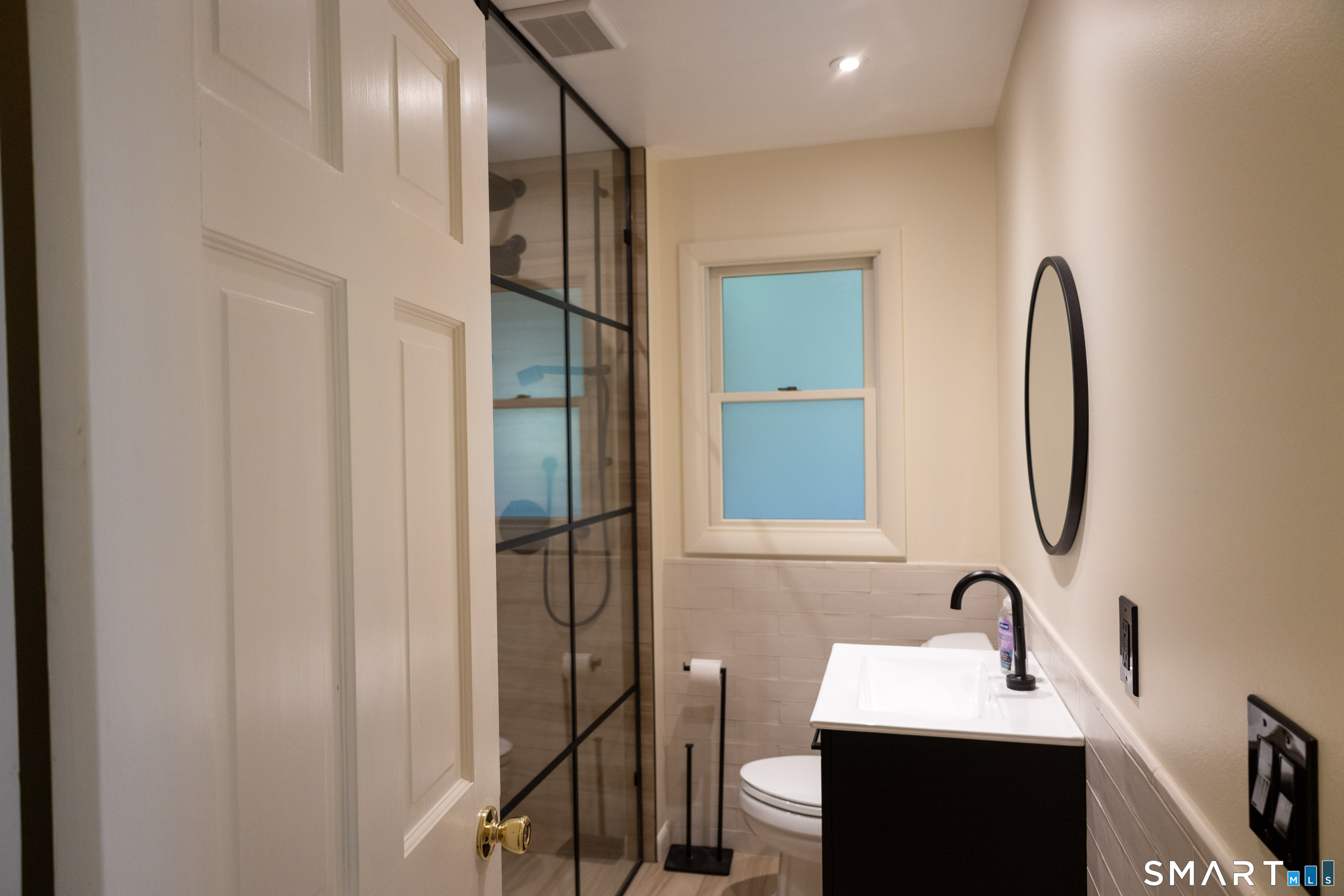 18 Pinewood Shores Property Photo 11