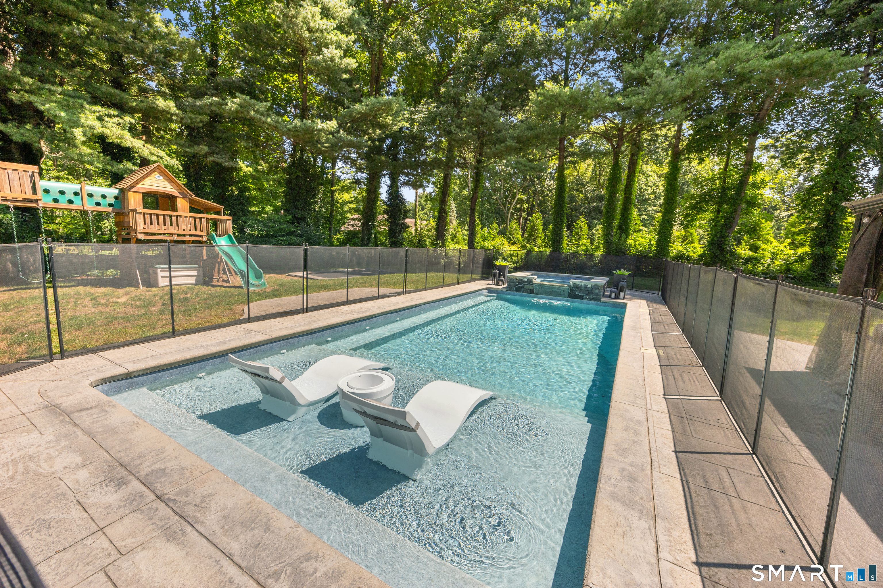570 Riverside Drive Property Photo 35