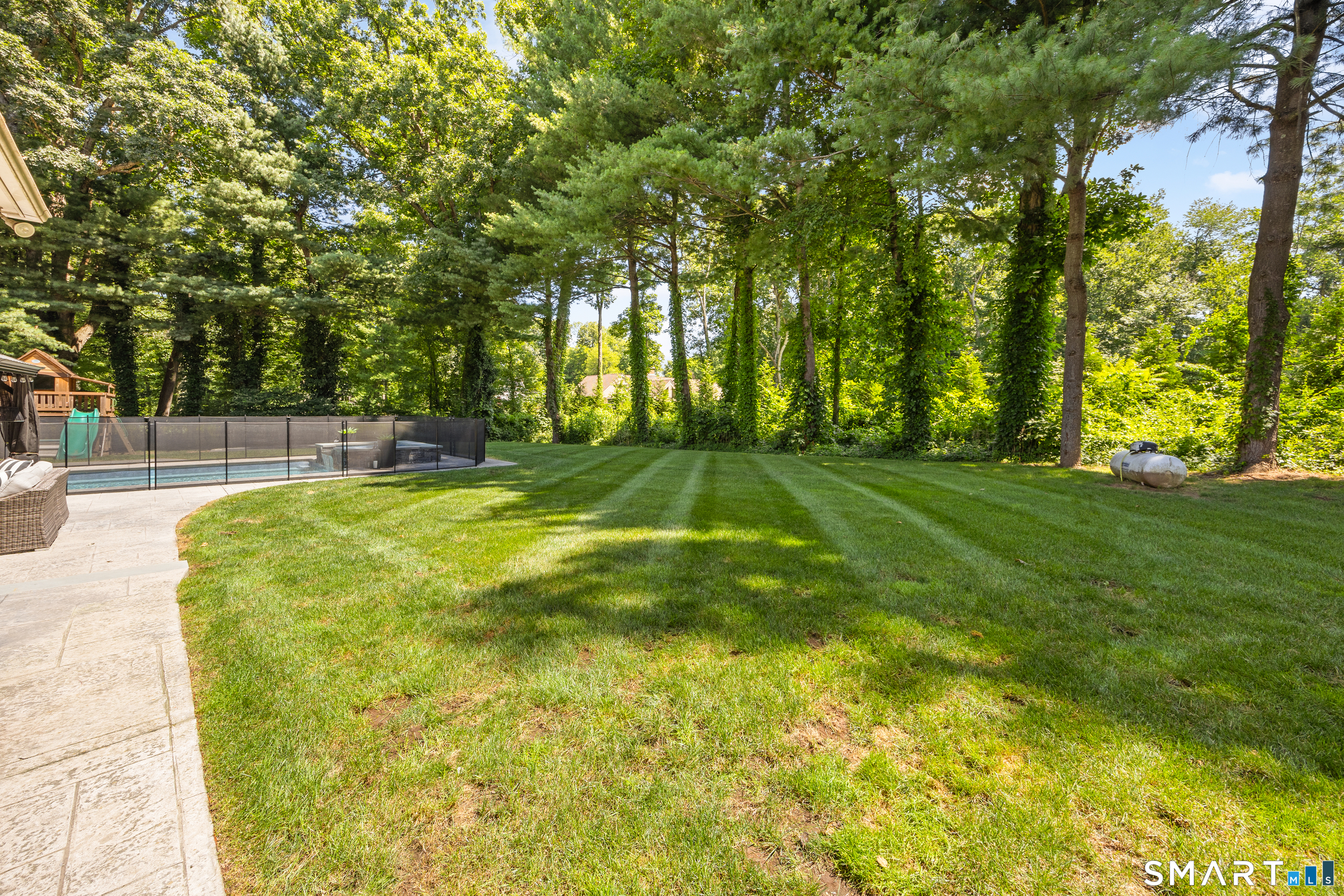 570 Riverside Drive Property Photo 38
