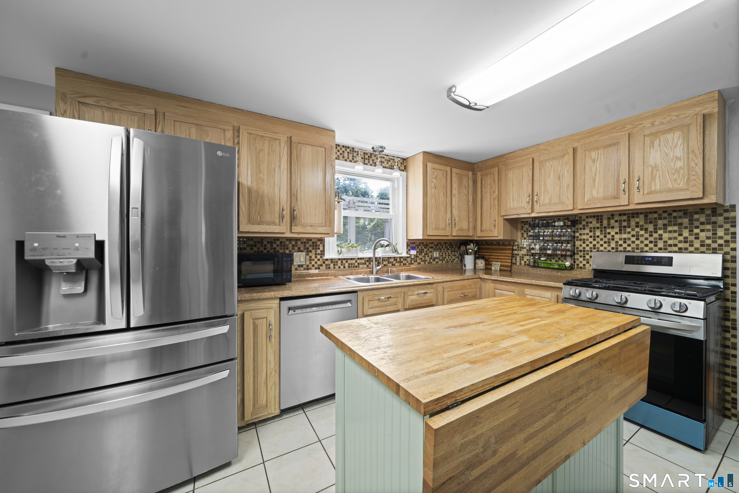 22 Cleveland Street Property Photo 8