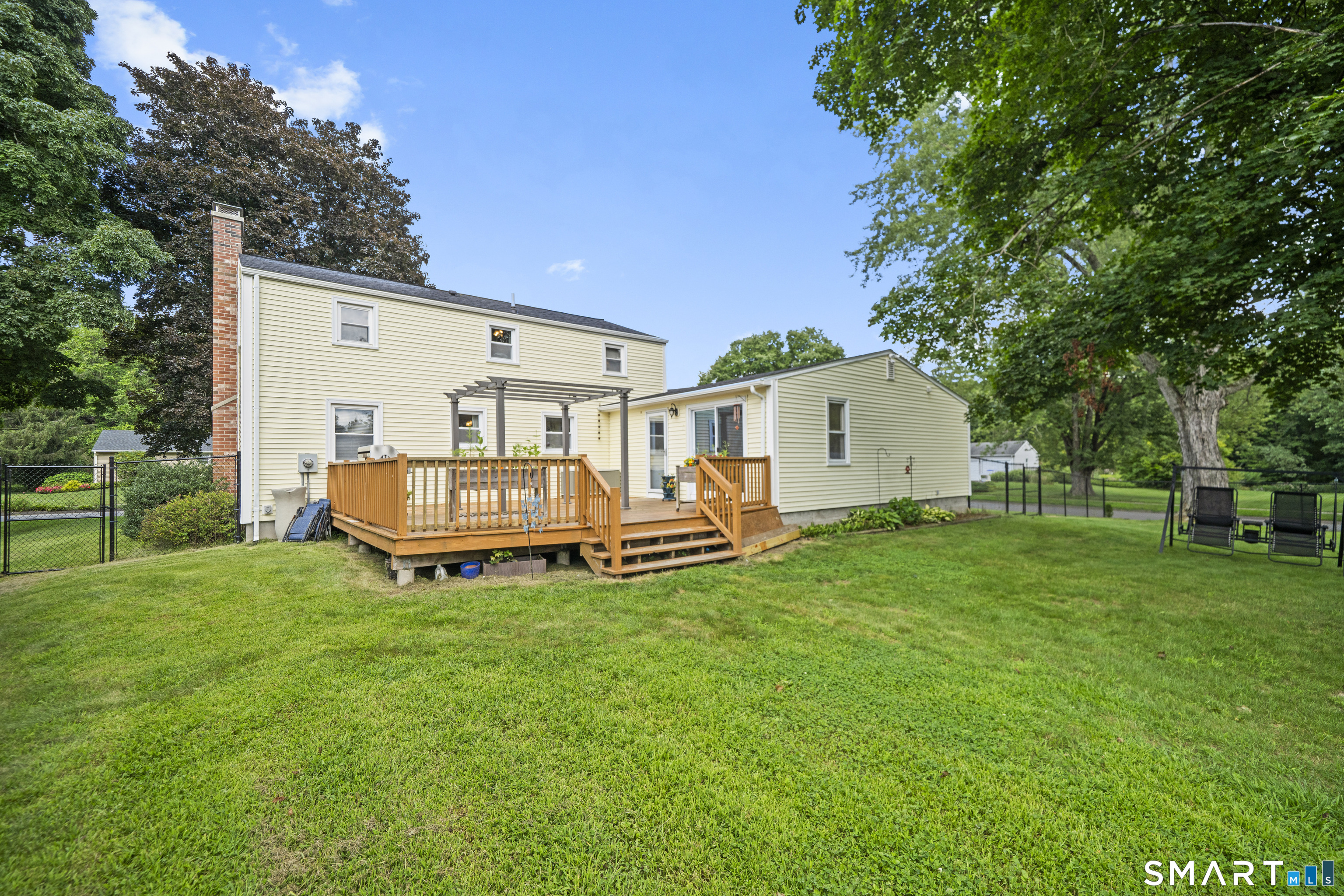 22 Cleveland Street Property Photo 37
