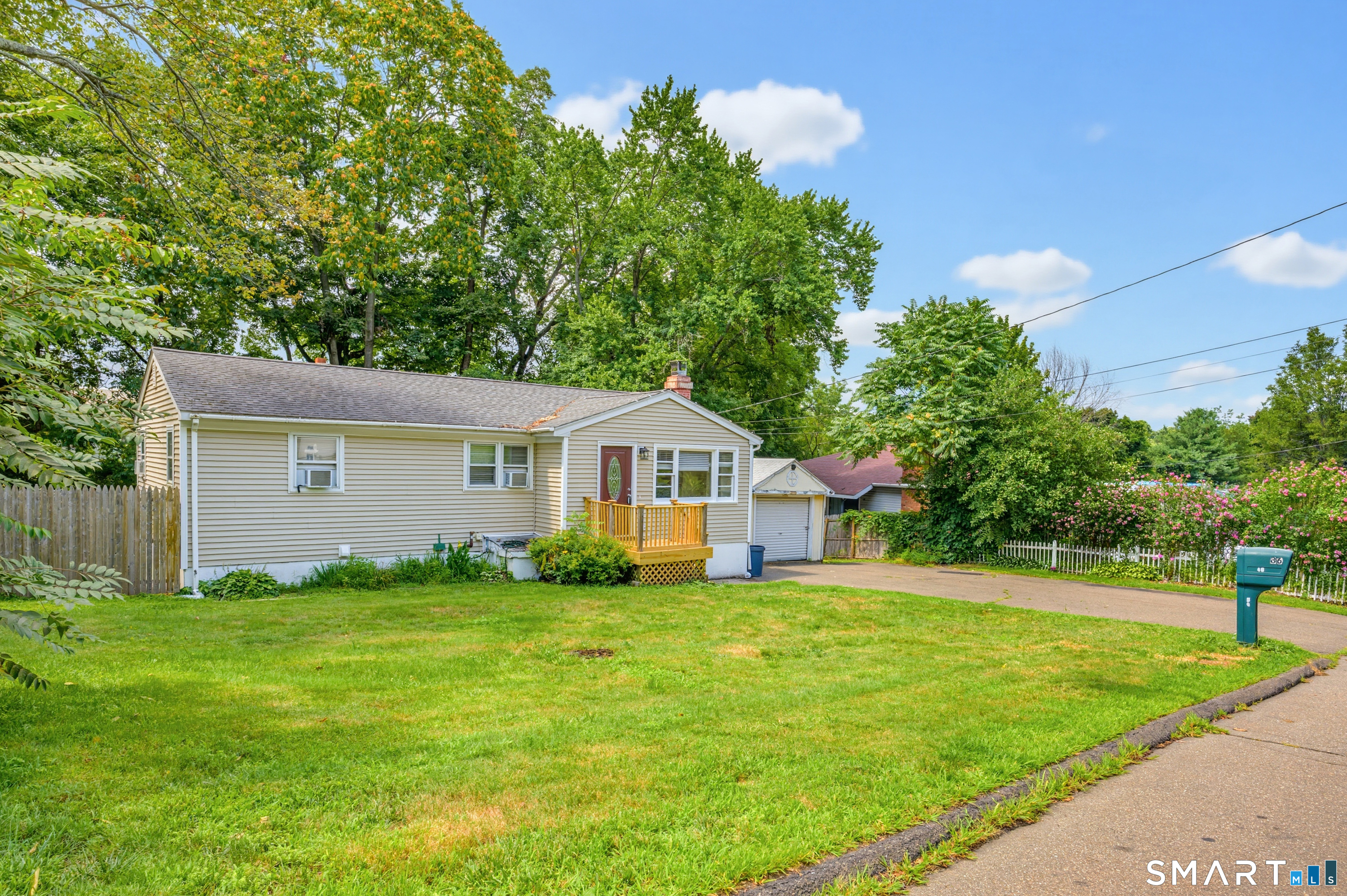 86 Crest Avenue Property Photo 1